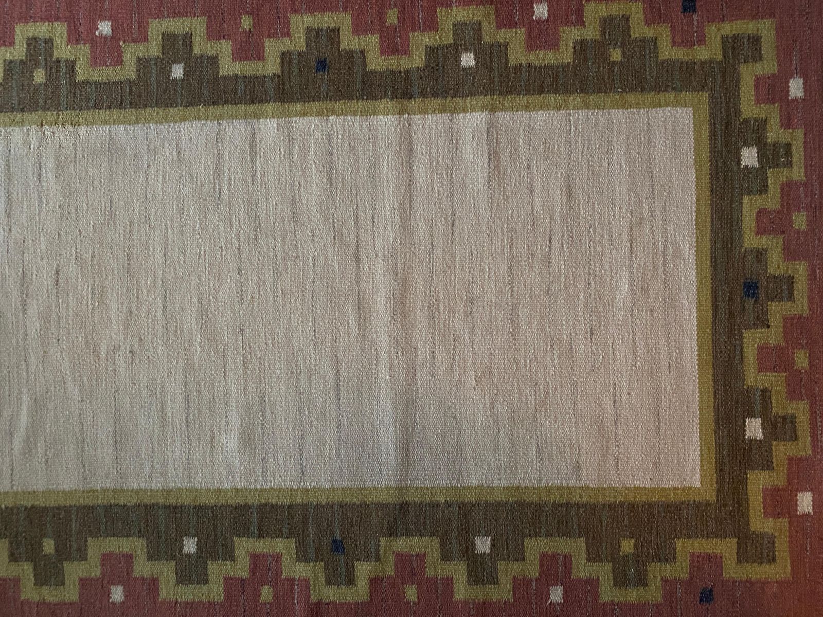 photo furniture Scandinavian Modern Röllakan Pink And White Flatweave Rug, Sweden, 1960s