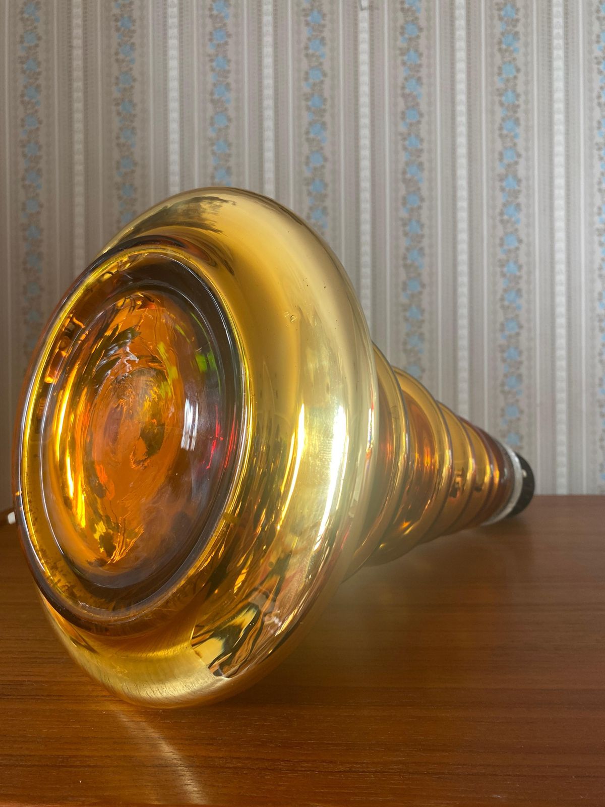 photo for sale Metallic Amber Glass Table Lamp By Gustav Leek For Orrefors, 1960s
