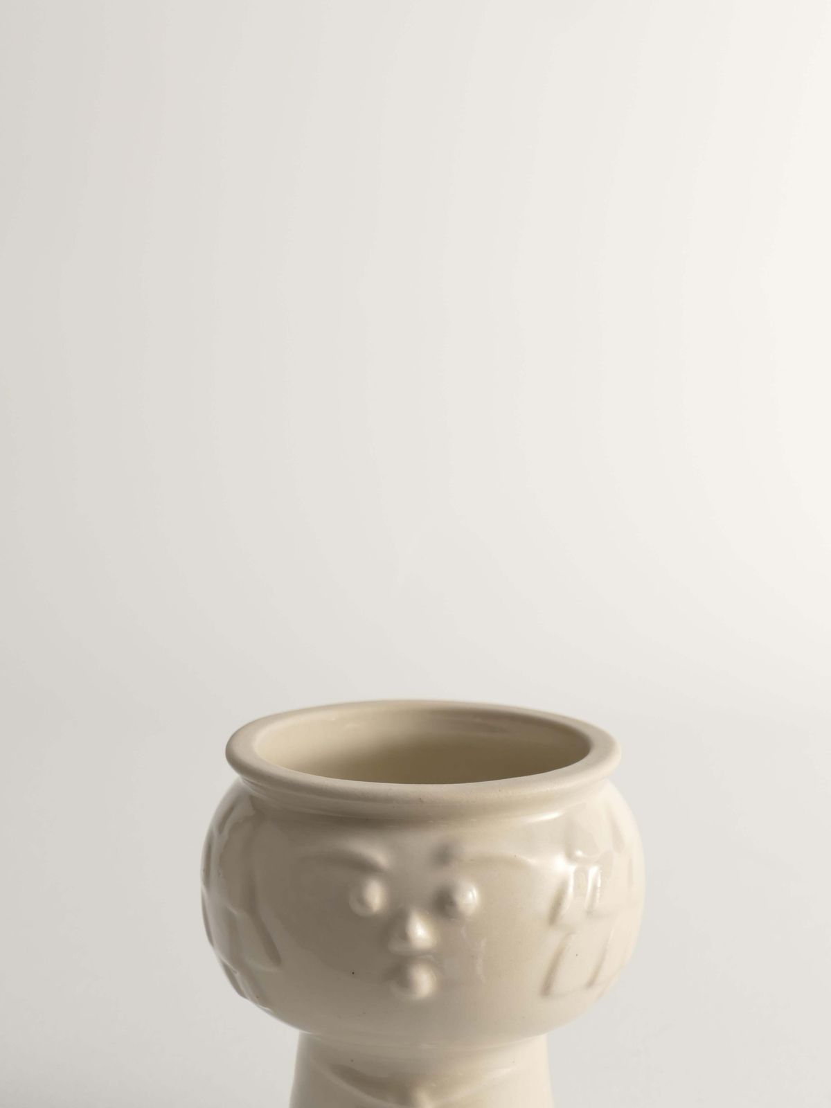 photo for sale Scandinavian Modern White Porcelaine Face Vase By  Ancher Iversen, Aida, Denmark