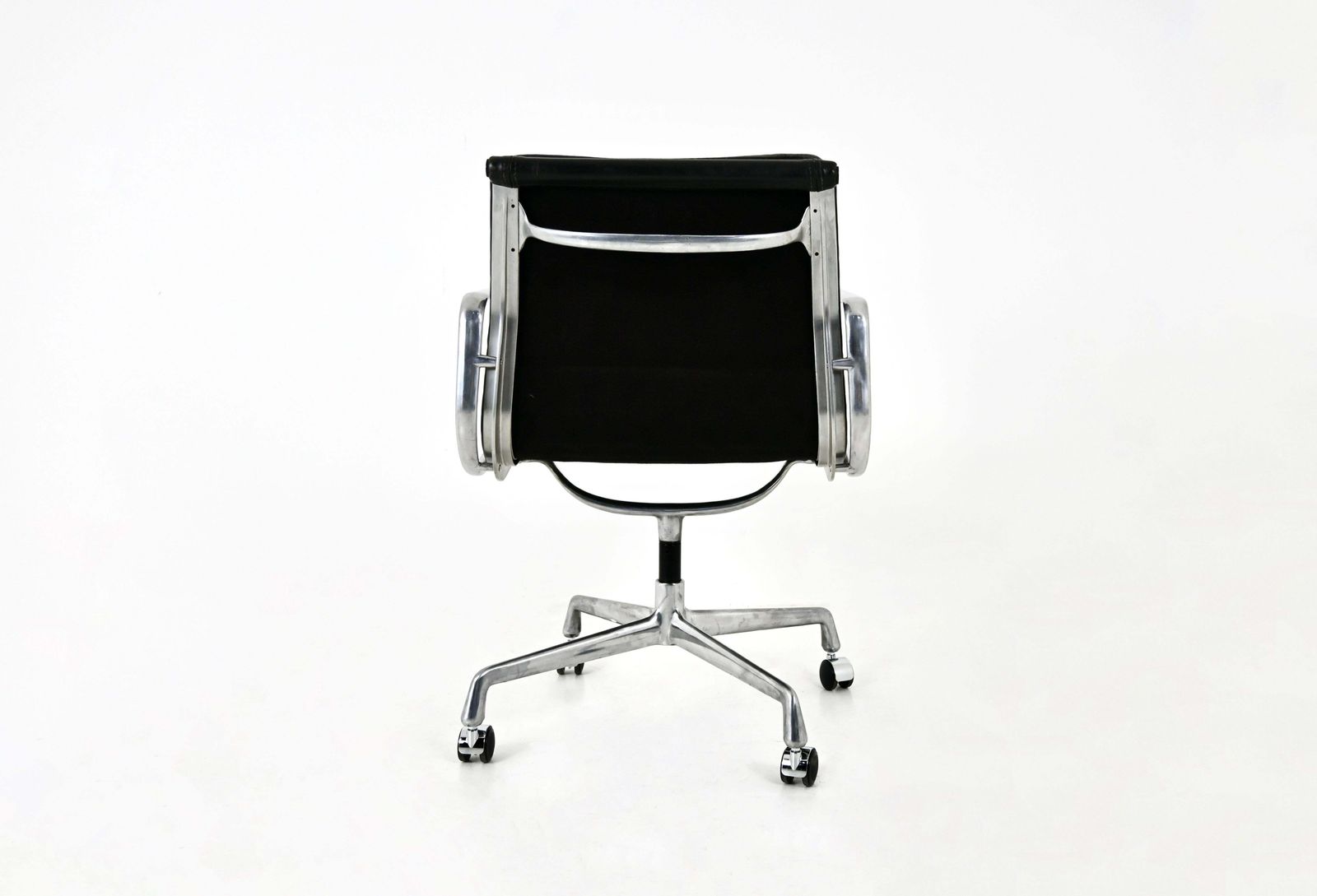 Black Leather Soft Pad Chair By Charles And Ray Eames For Herman Miller, 1970s photo vinterior