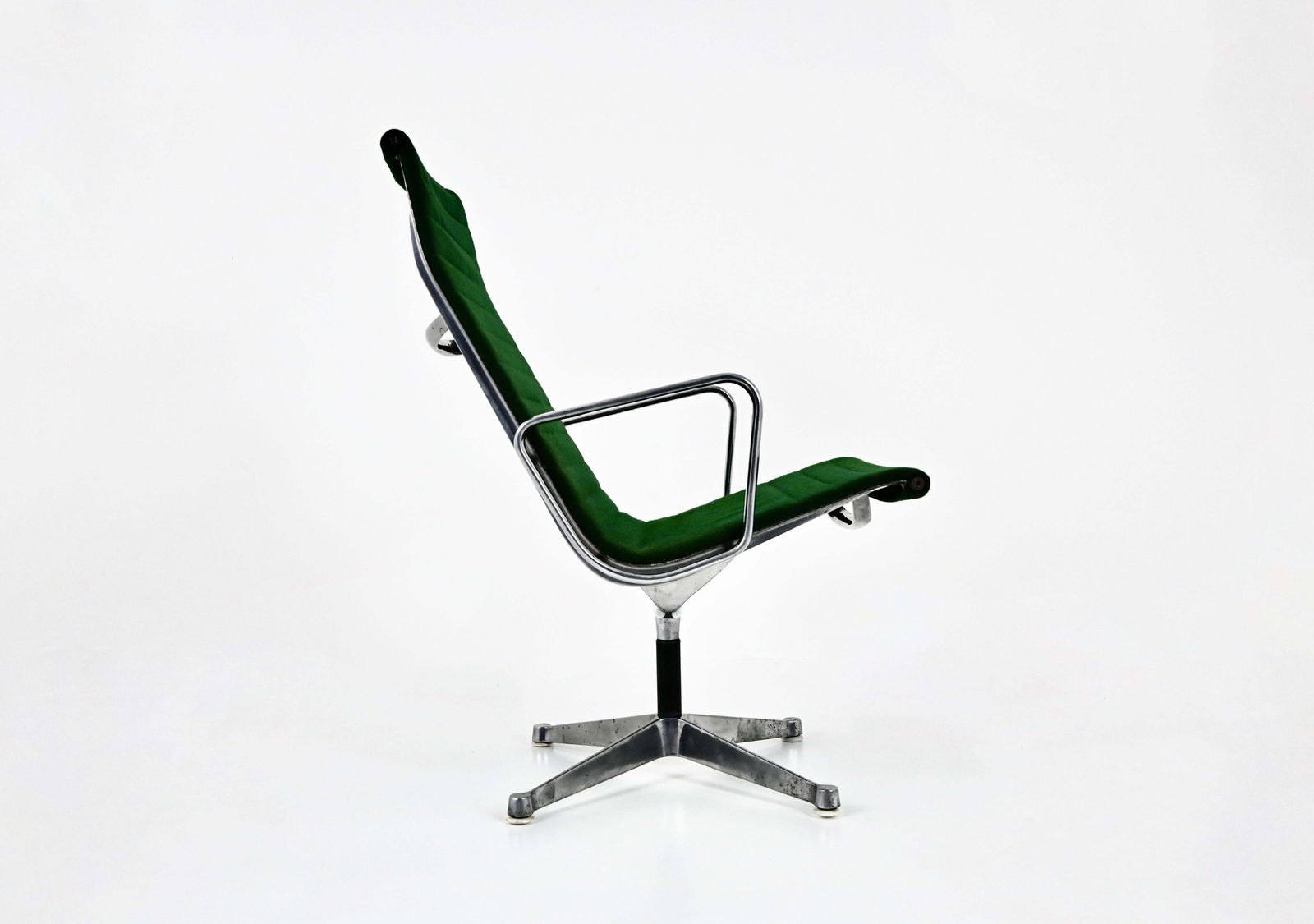 Green Ea124 Armchair By Charles And Ray Eames For Herman Miller, 1970s photo 1630.0