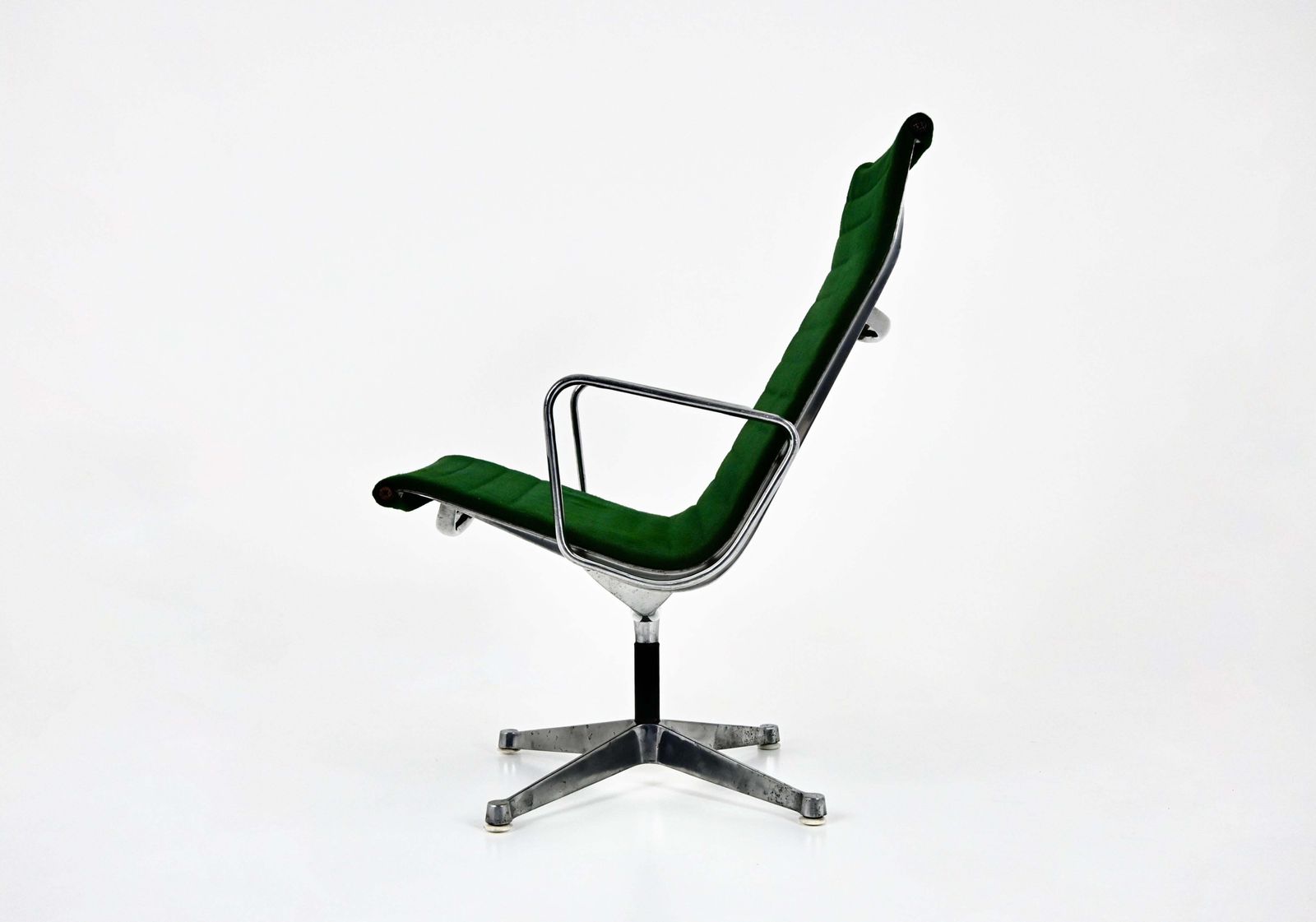 Green Ea124 Armchair By Charles And Ray Eames For Herman Miller, 1970s photo buy
