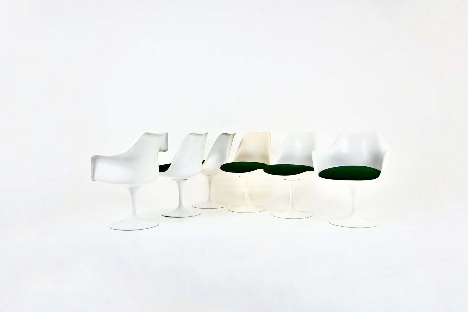 Tulip Dining Chairs By Eero Saarinen For Knoll International, 1970s, Set Of 6 photo vinterior