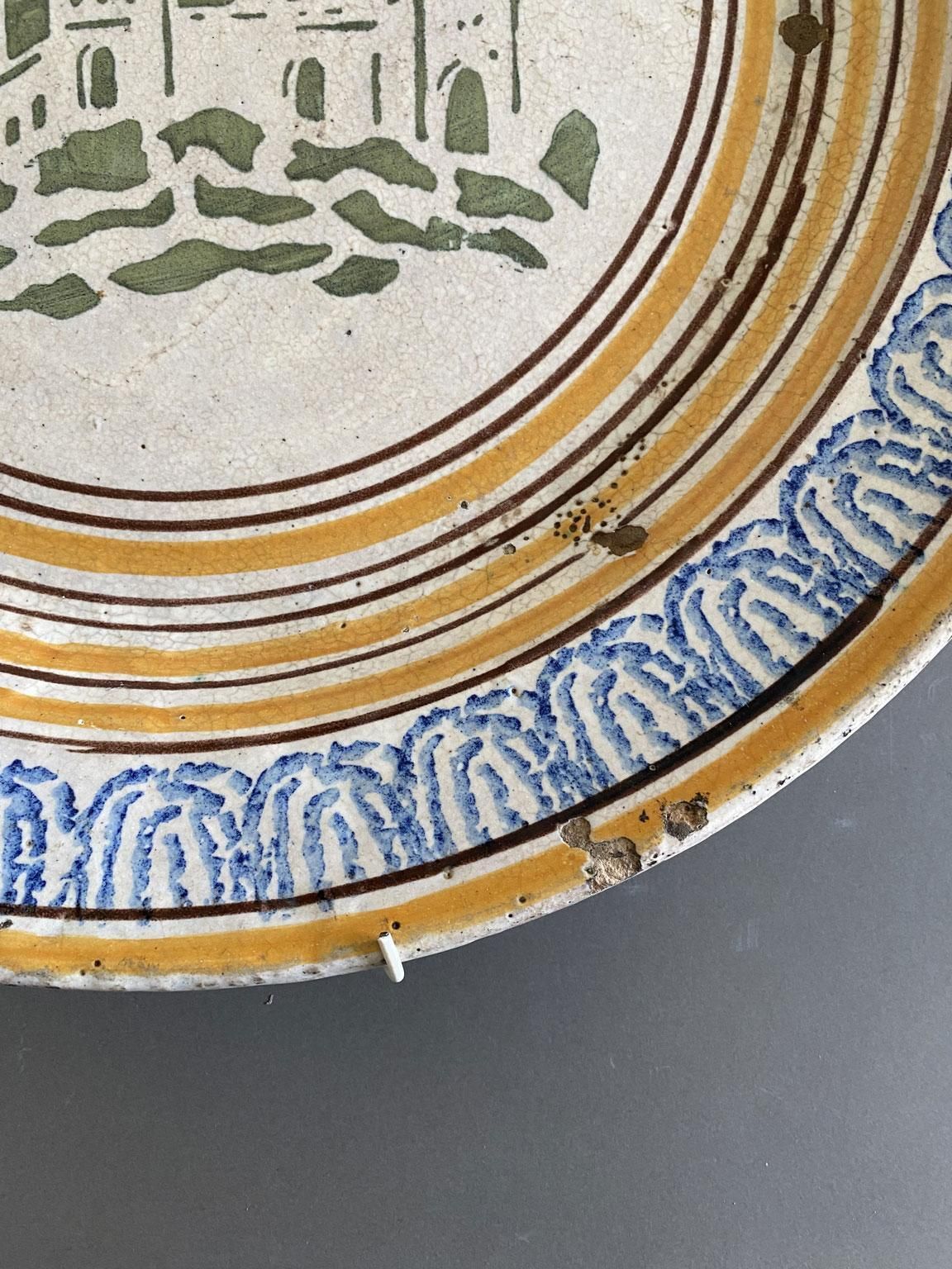 Plat en céramique ou pièce de milieu de table, Italie, fin du XVIIIe siècle photo buy