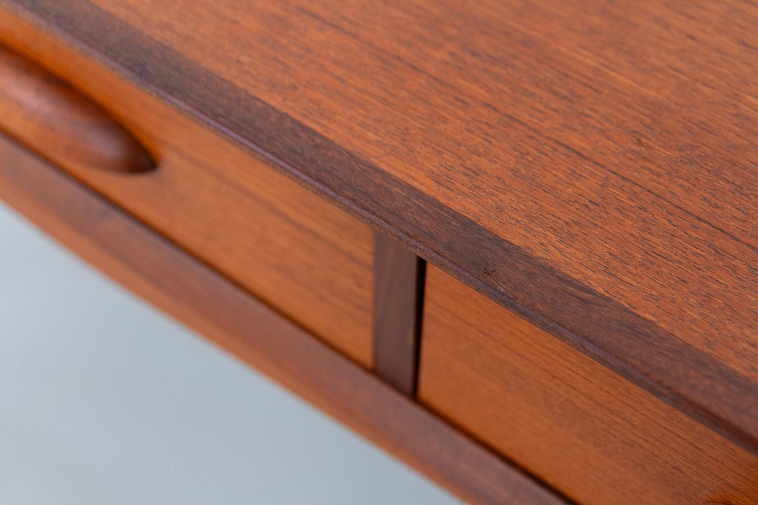 photo vinterior Danish Teak Sideboard With Three Drawers, 1960s.