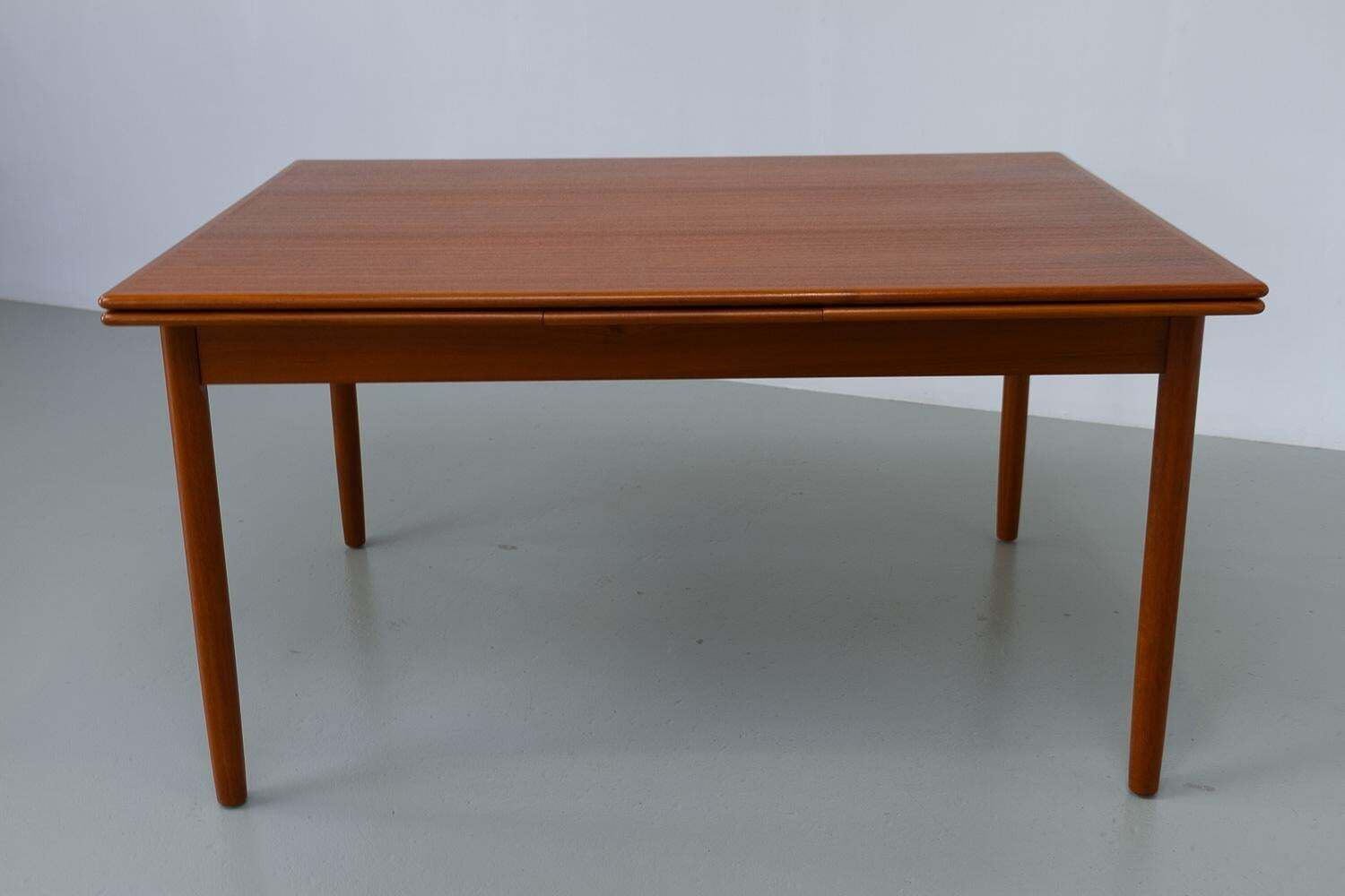 Danish Mid Century Extendable Teak Dining Table, 1960s. photo furniture