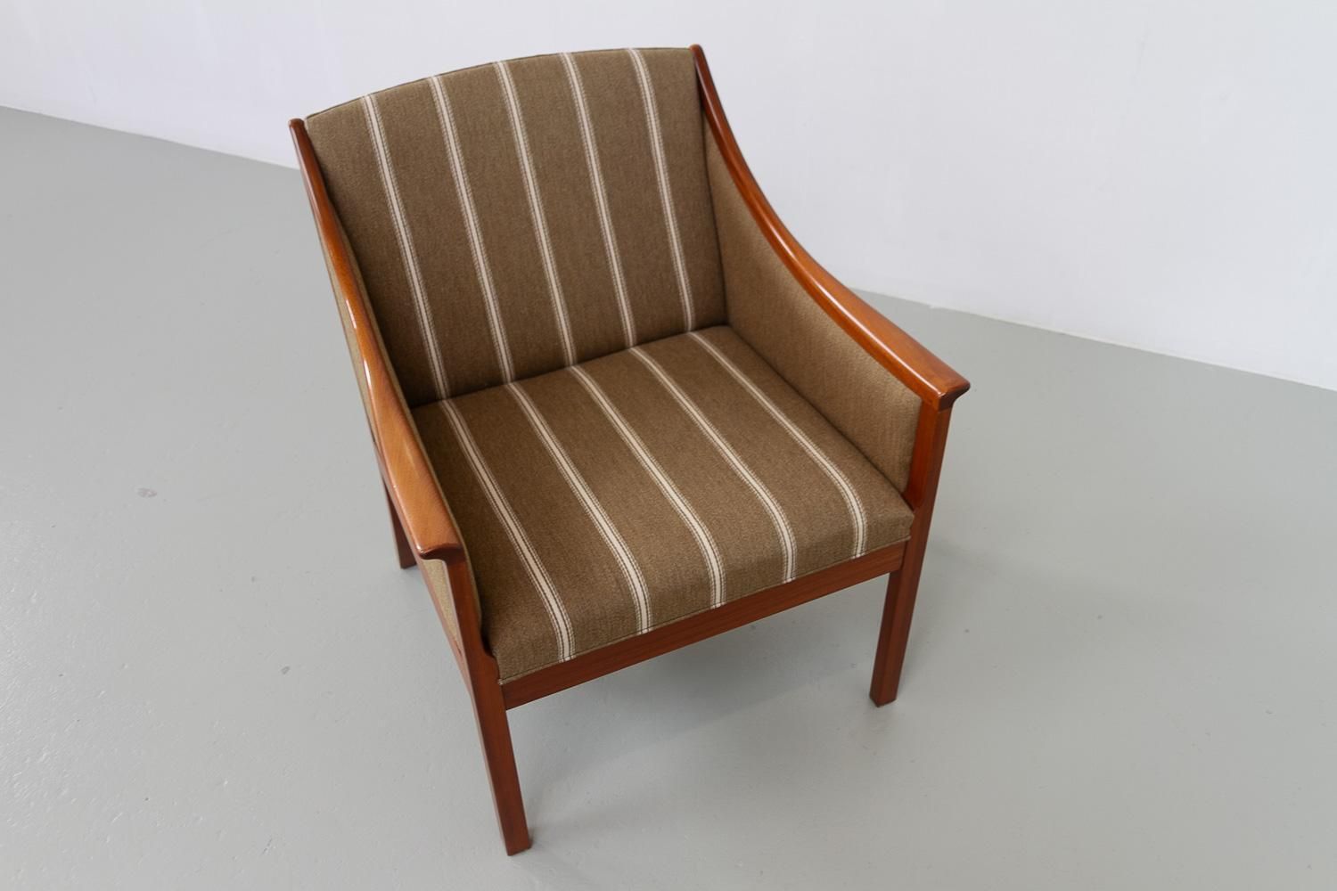 photo vintage Danish Lounge Chair And 3 Seater Sofa By Ole Wanscher For Pj Møbler, 1960s.