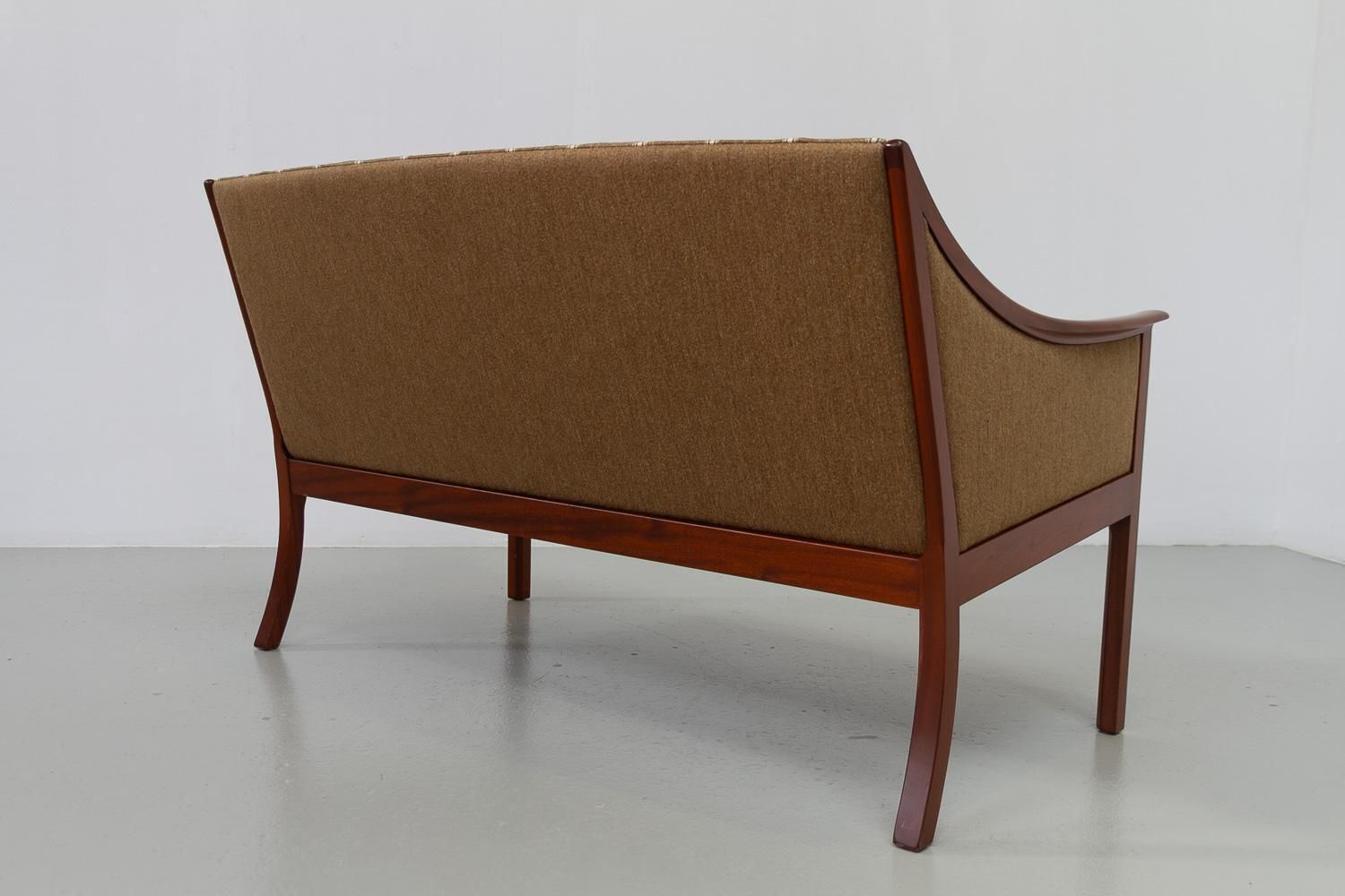 Danish 2 Seater Sofa By Ole Wanscher For Pj Møbler, 1960s. photo vinterior
