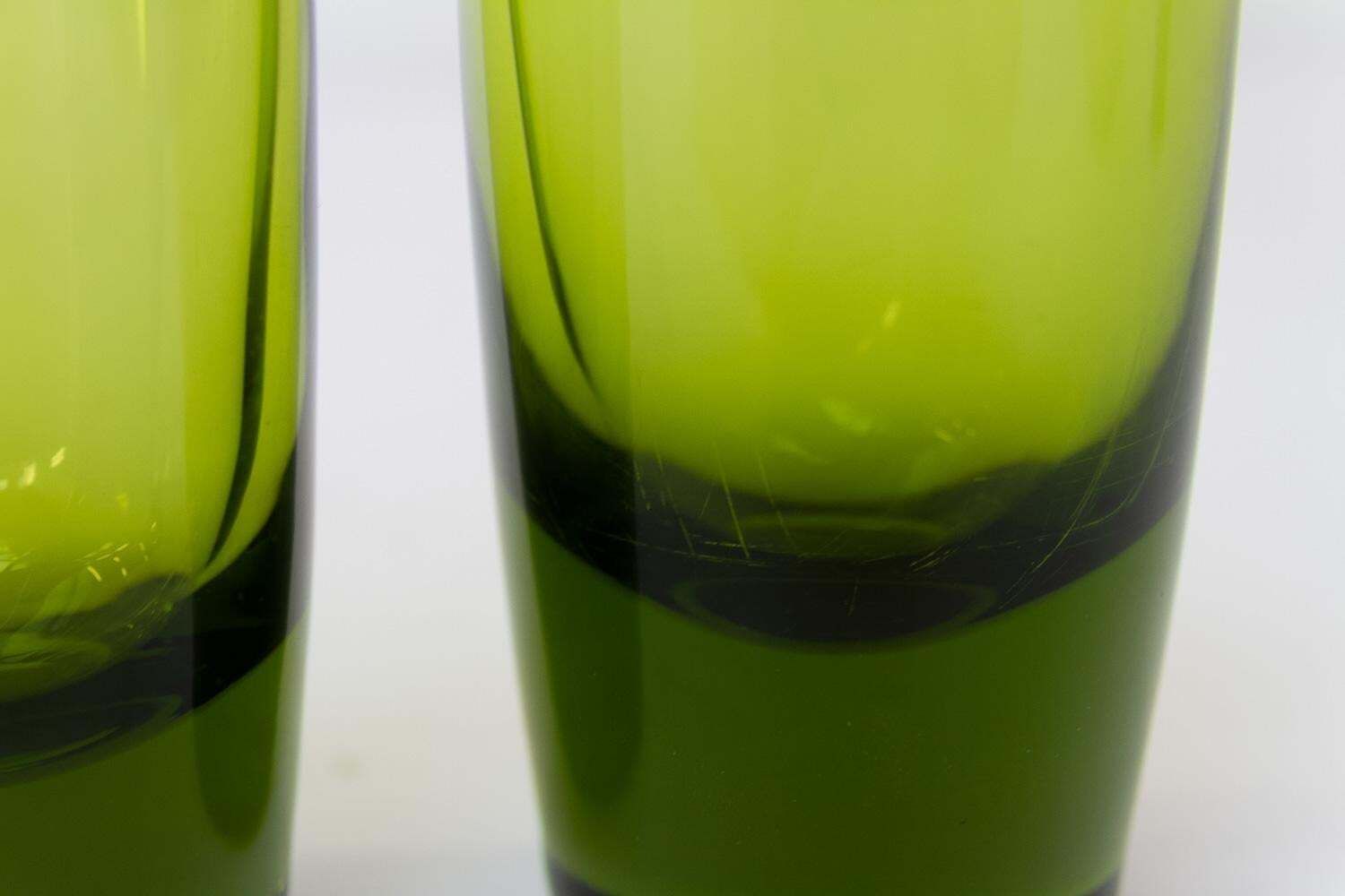 photo vintage Danish Maygreen Tall And Drop Vases By Per Lütken For Holmegaard 1960s. Set Of 6