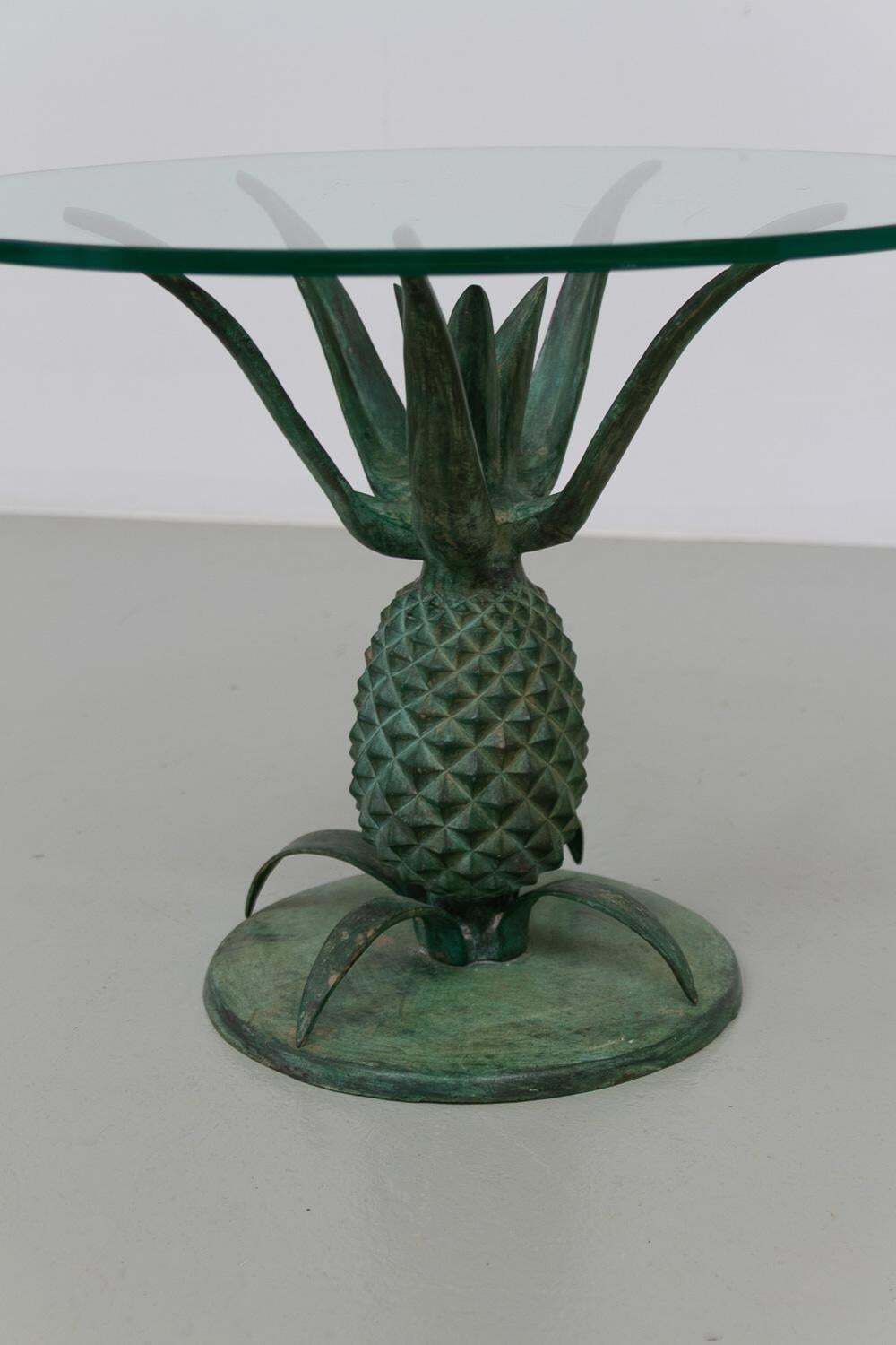French Hollywood Regency Pineapple Side Table In Brass And Glass. 1970s. photo vinterior