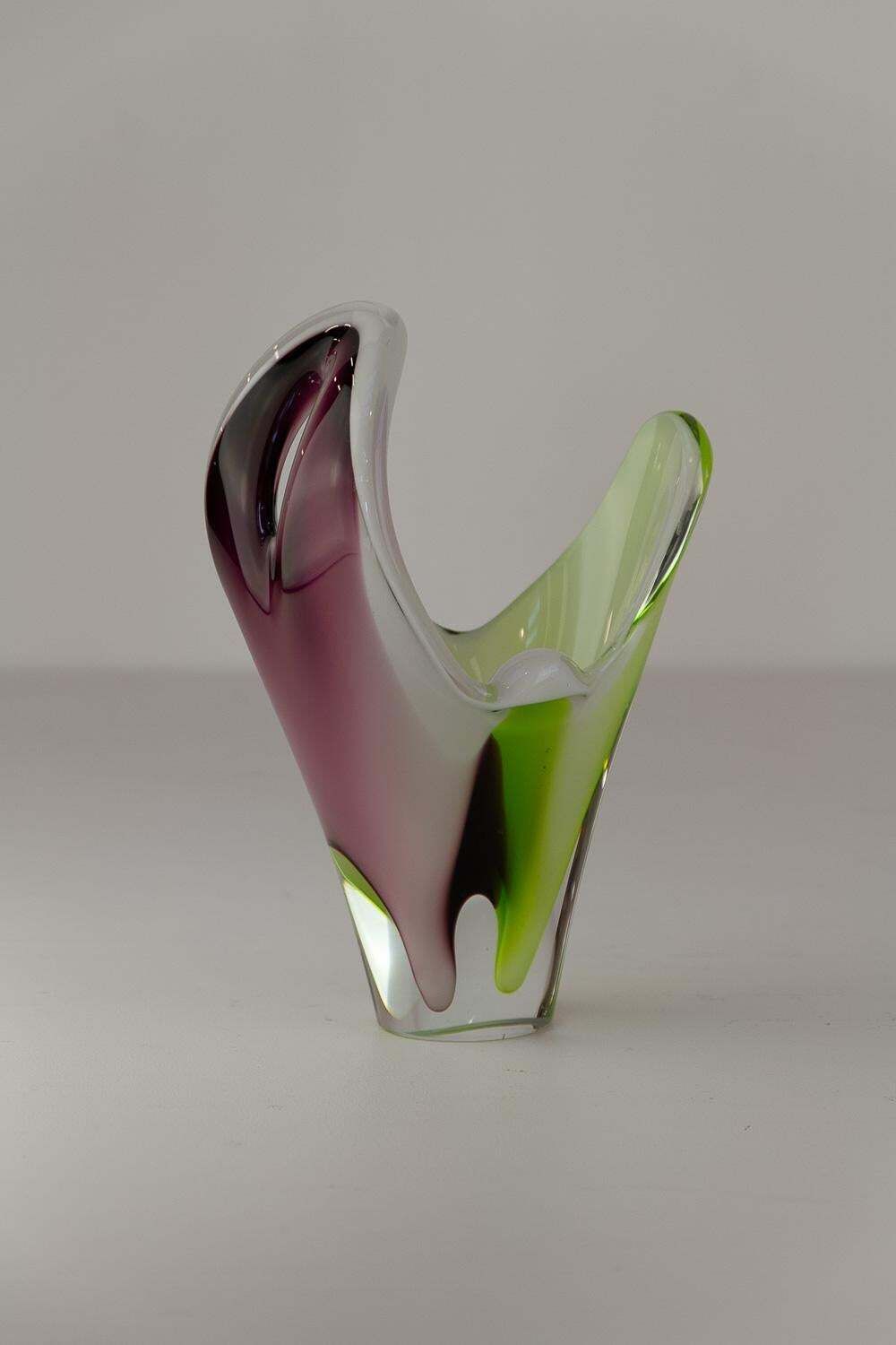 photo vinterior Mid Century Coquille Glass Vase By Paul Kedelv For Flygsfors Sweden, 1950s.