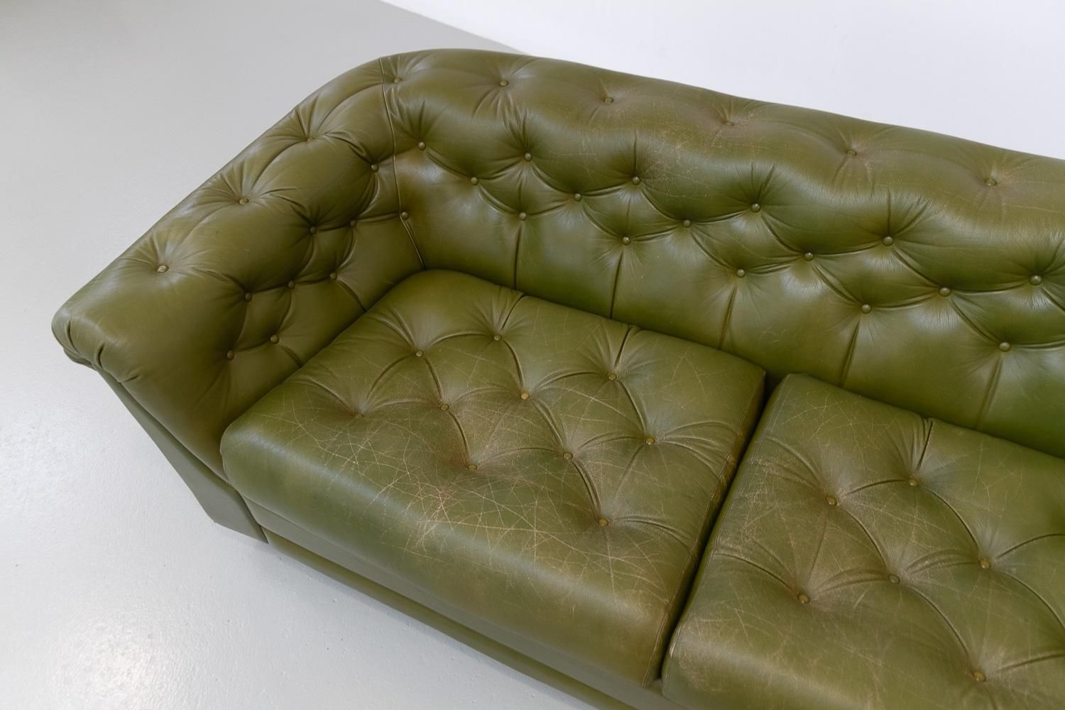 Vintage Swedish Green Leather Chesterfield Sofa, 1970s. photo vinterior
