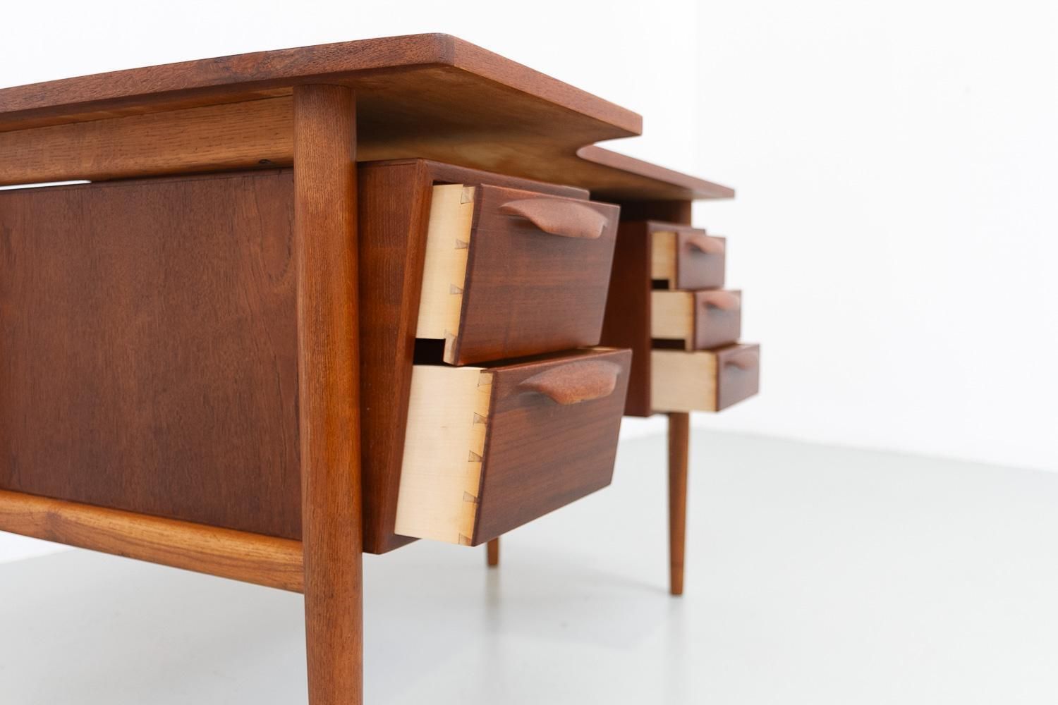 Danish Mid Century Modern Asymmetrical Teak Desk, 1950s. photo vintage