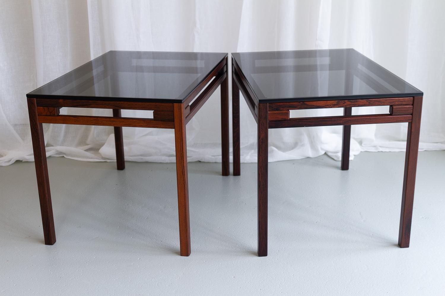 photo vinterior Danish Modern Side Tables In Rosewood And Glass, 1960s. Set Of 2.