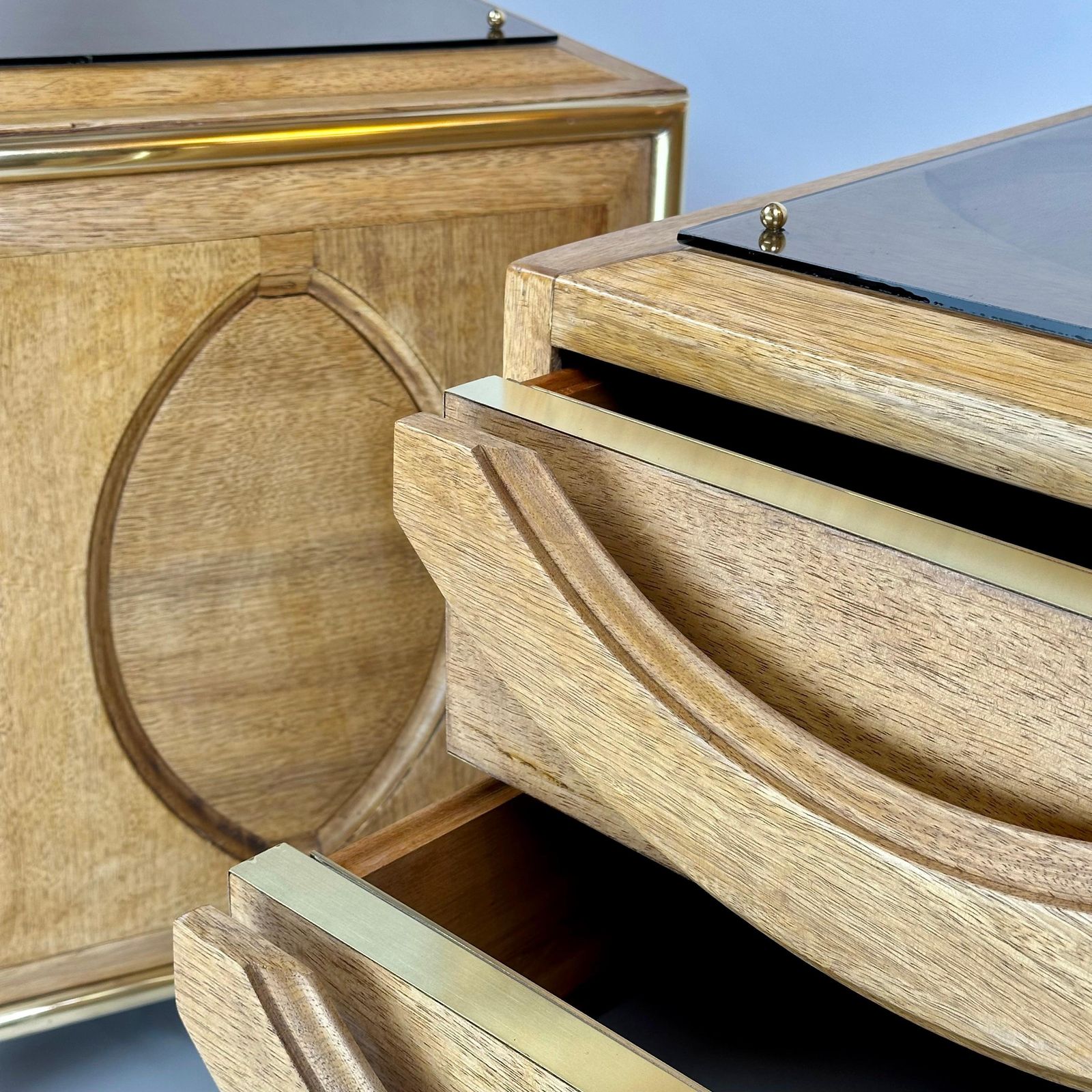 Late 20th Century Pair Of Italian Wood, Brass & Light Brown Glass Night Stands photo vinterior