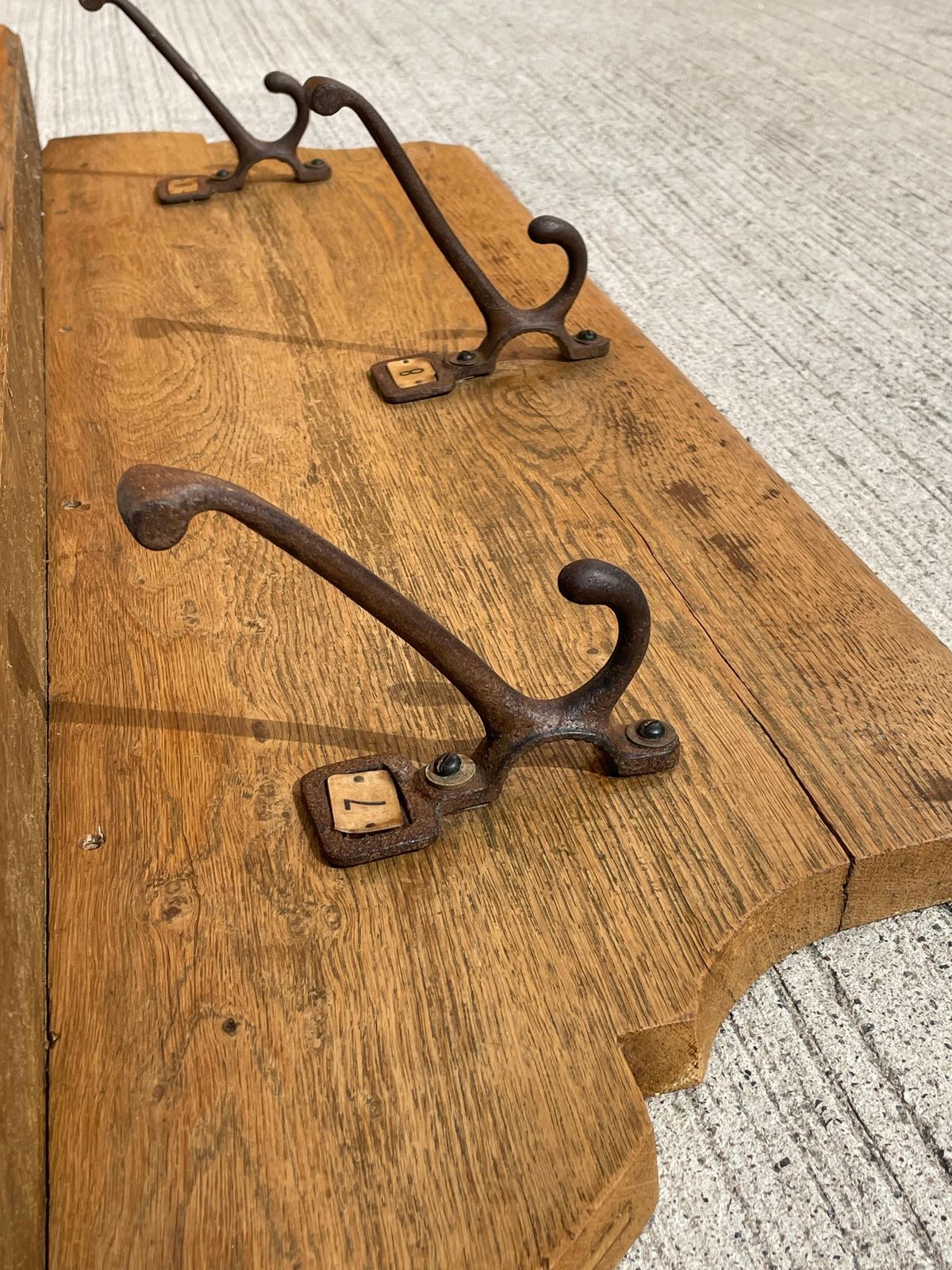 Large Old Victorian School Oak & Cast Iron Coat Hooks   Coat Stand photo Furniture