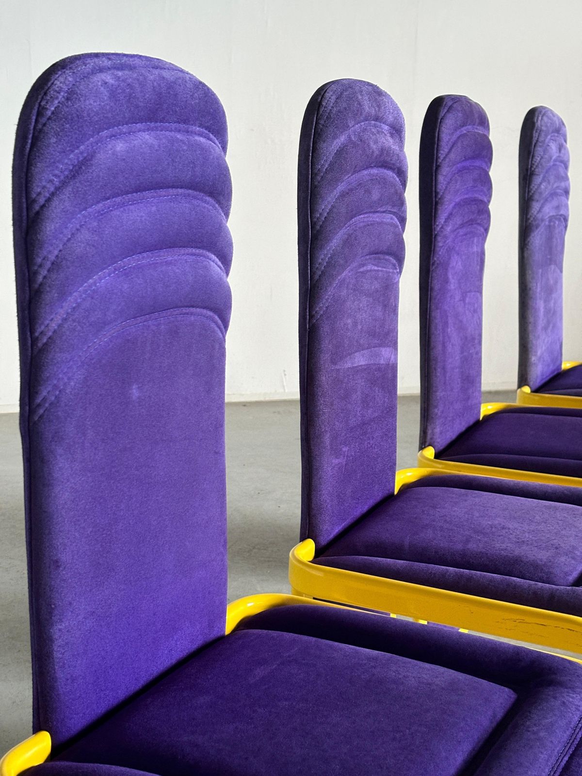 photo furniture Set Of 4 Memphis Style Postmodern Dining Chairs In Purple And Yellow