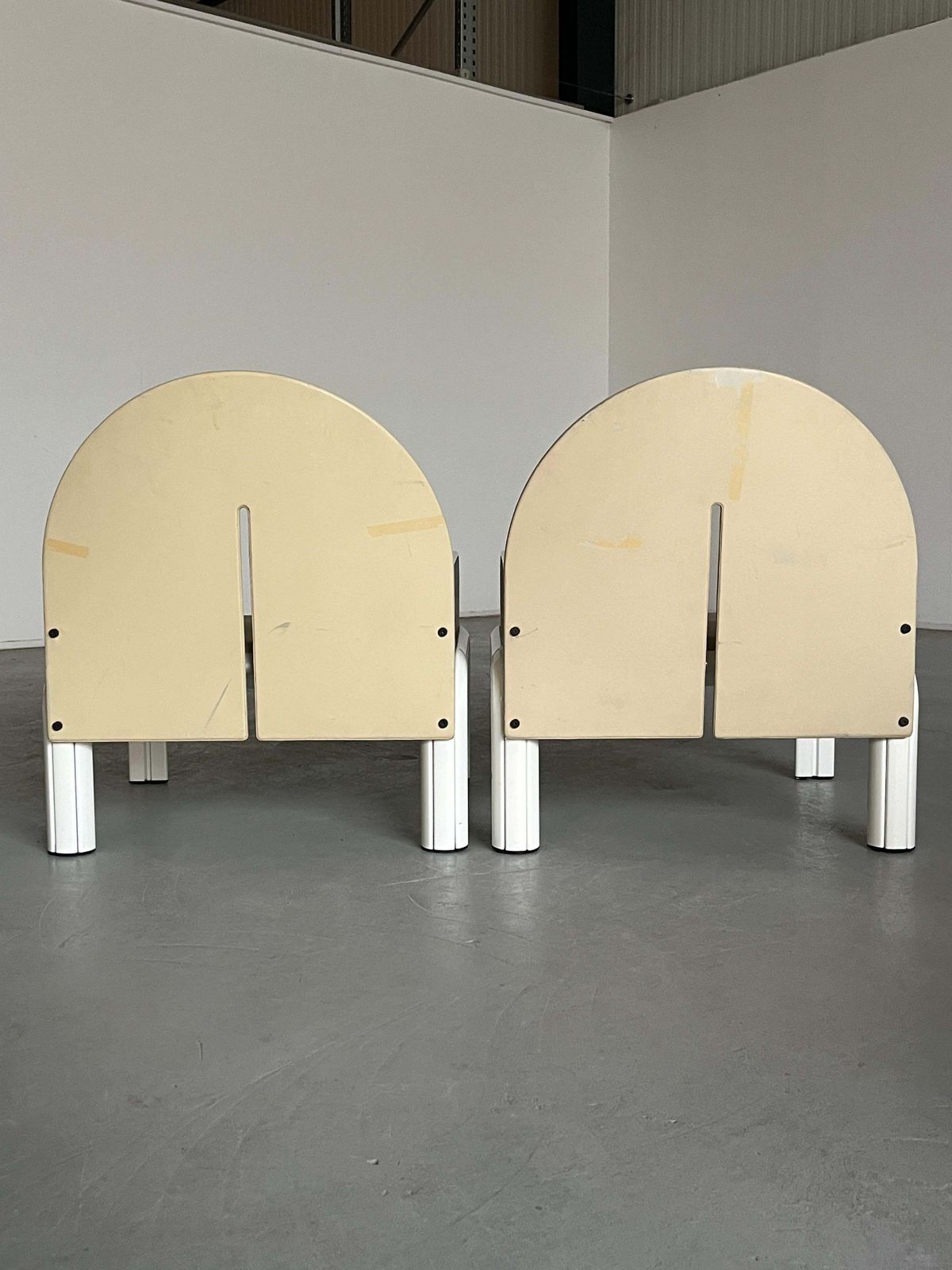 photo for sale Pair Of Gae Aulenti '54l' Armchairs For Knoll International, Beige Leather, 70s