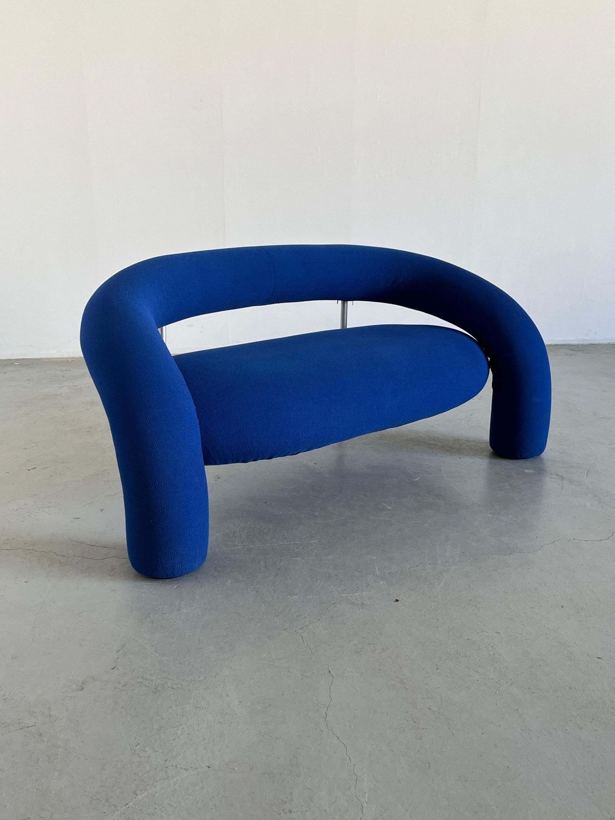 Sculptural Tube Sofa By Anna & Carlo Bartoli For Rossi Di Albizzate, Italy, 90s photo for sale