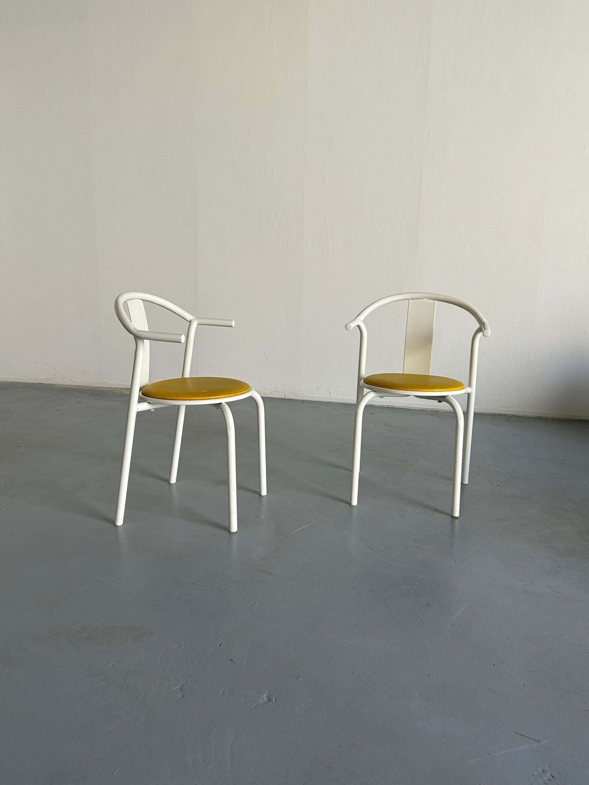 Pair Of Vintage Ikea Postmodern Memphis Maxmo Metal Dining Chairs, 1980s Ikea photo vinterior