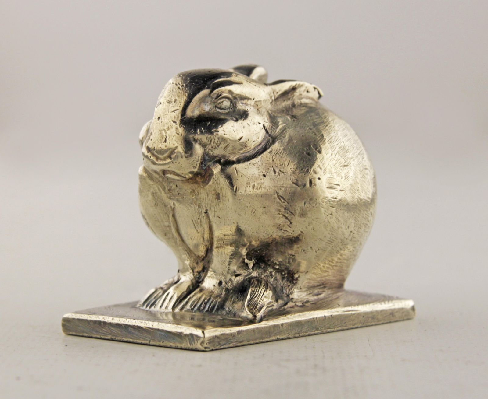 photo furniture Art Déco Silvered/Nickeled Bronze Rabbit Sculpture Designed By Animalier Swiss Author édouard Marcel Sandoz For The French Firm Susse Frères