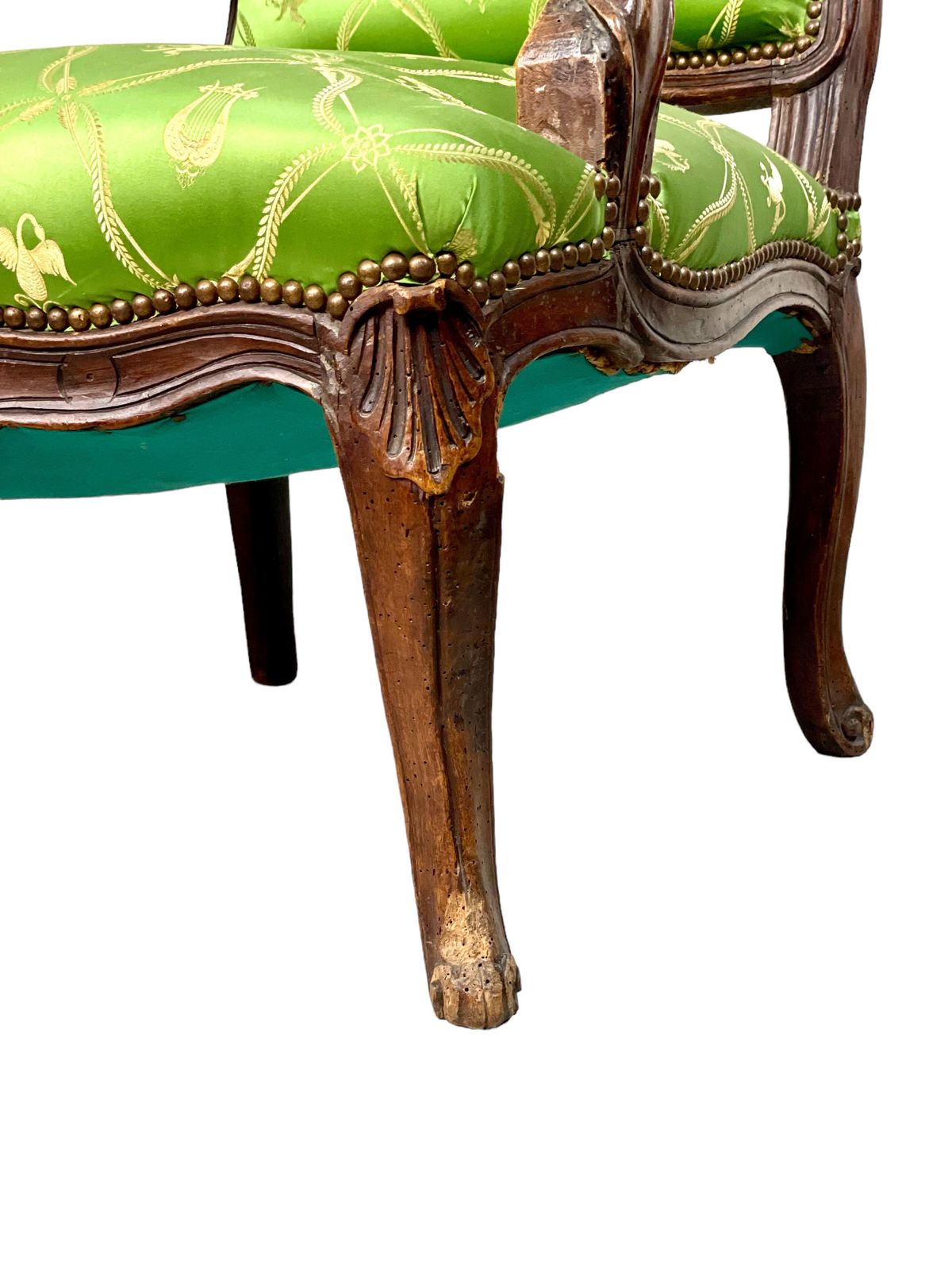 18th Century Louis XV Epoque Fauteuil à La Reine photo furniture