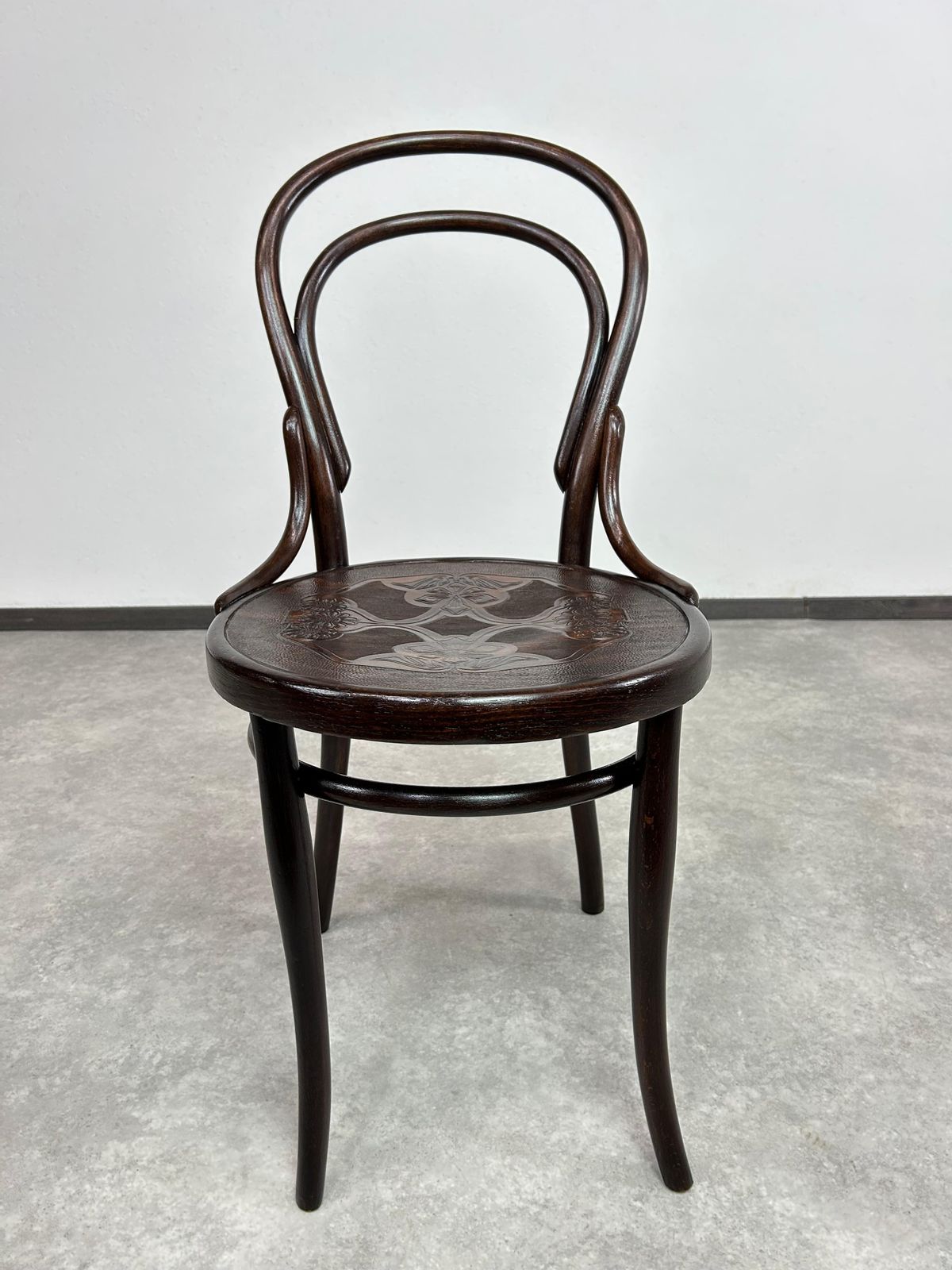 Bentwood Dining Room Chair No.14 By Thonet photo furniture