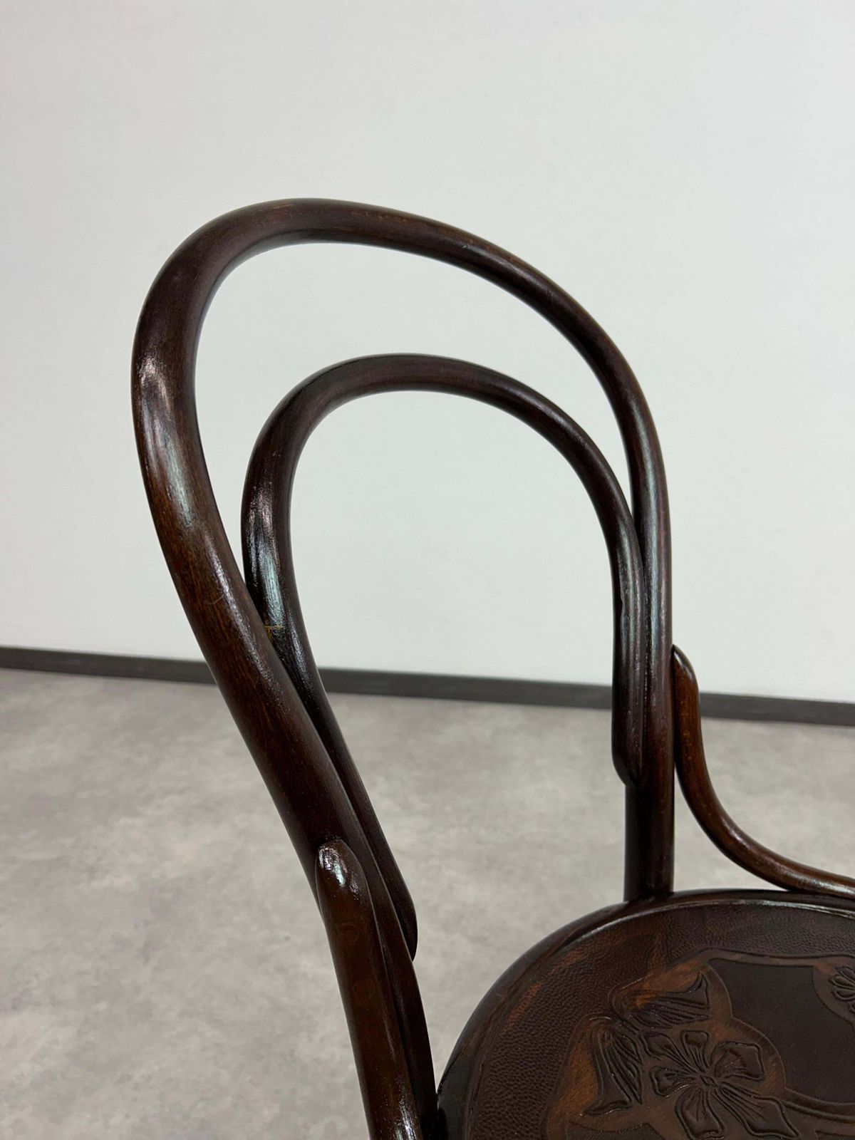 Bentwood Dining Room Chair No.14 By Thonet photo vinterior