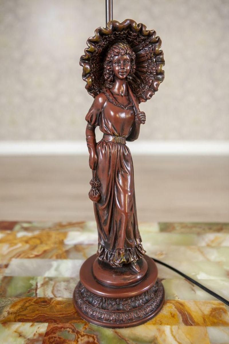 Mid 20th Century Night Light Featuring Woman Figurine Made Of Zamak Alloy photo vintage