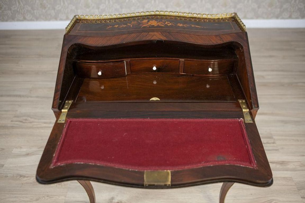 photo furniture Ladies' Writing Desk From The Early 20th Century In The Style Of Louis XV