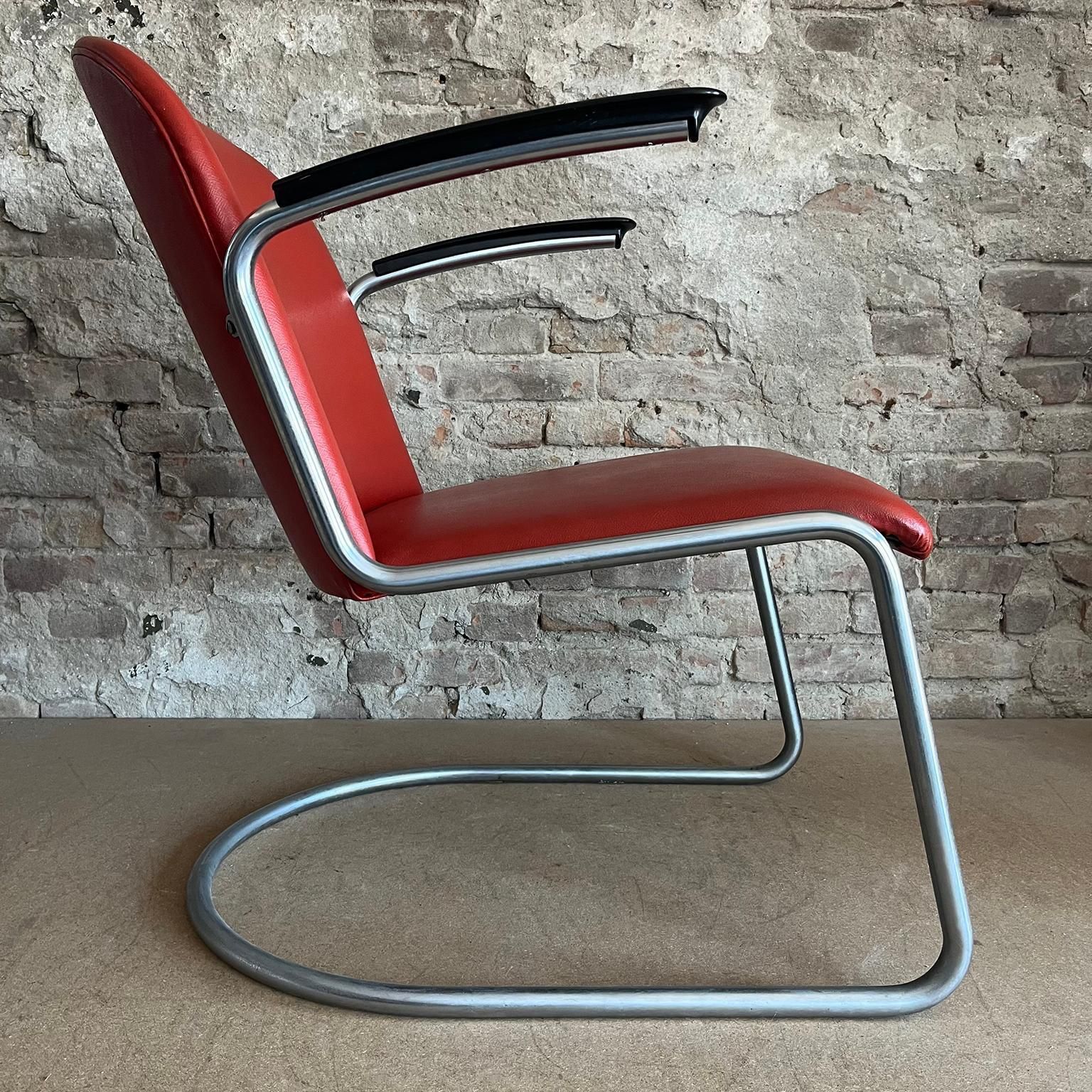 Gispen 413 In Original Sixties Red Skai With Black Armrests photo for sale
