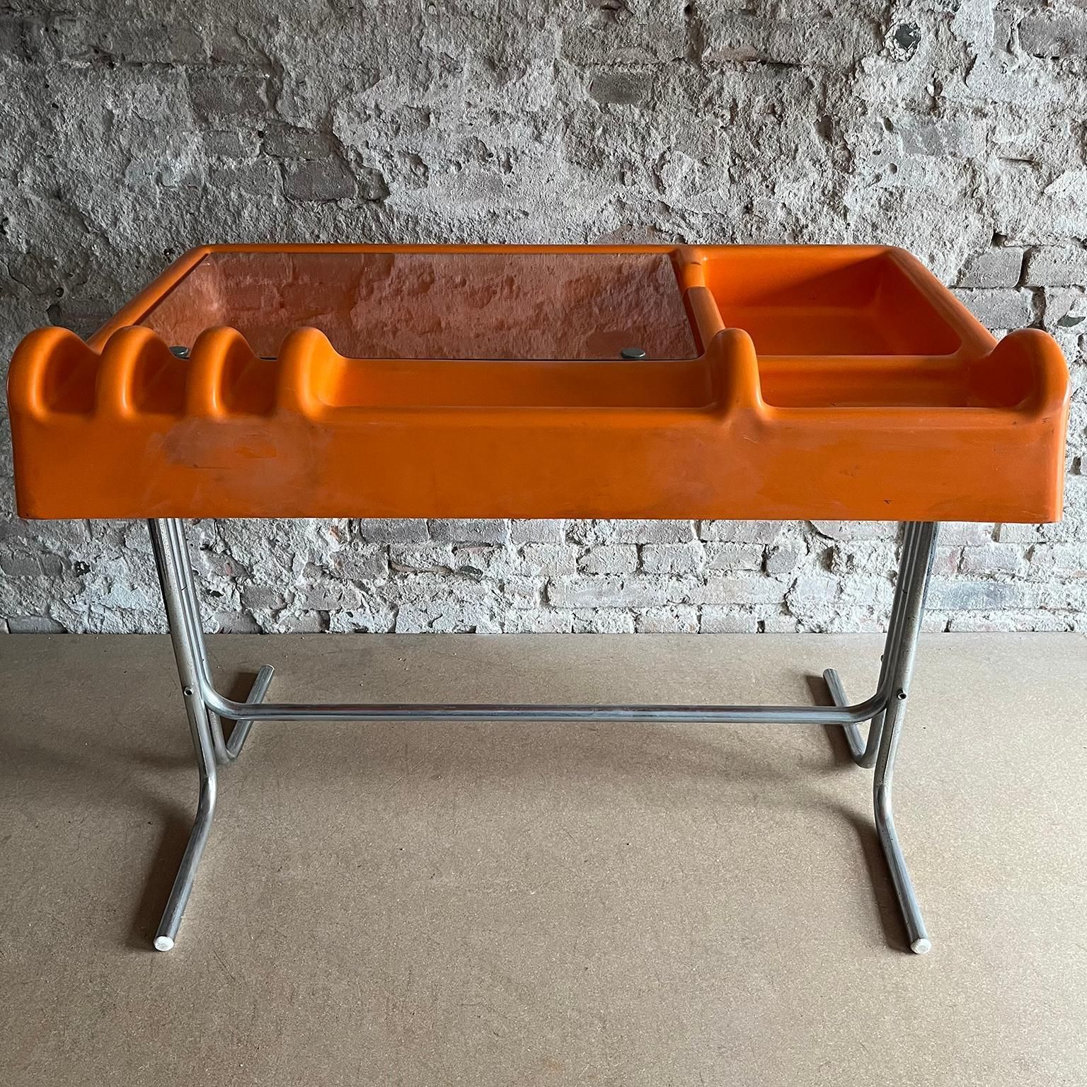 Space Age Orix Orange Writing Desk By Vittorio Parigi And Nani Prina For Molteni photo buy