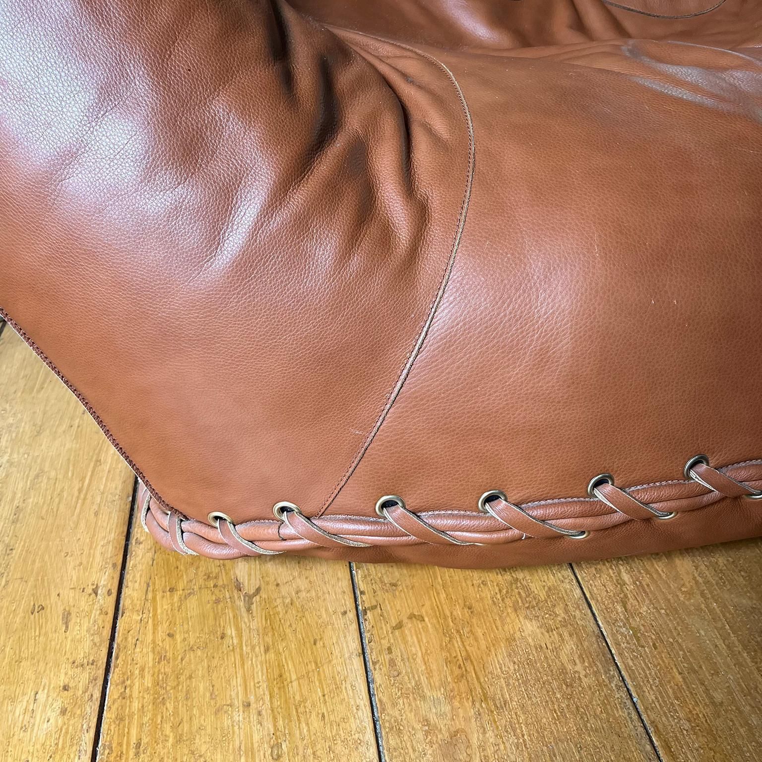 photo vinterior Glove Armchair Joe For Poltronova, 1970