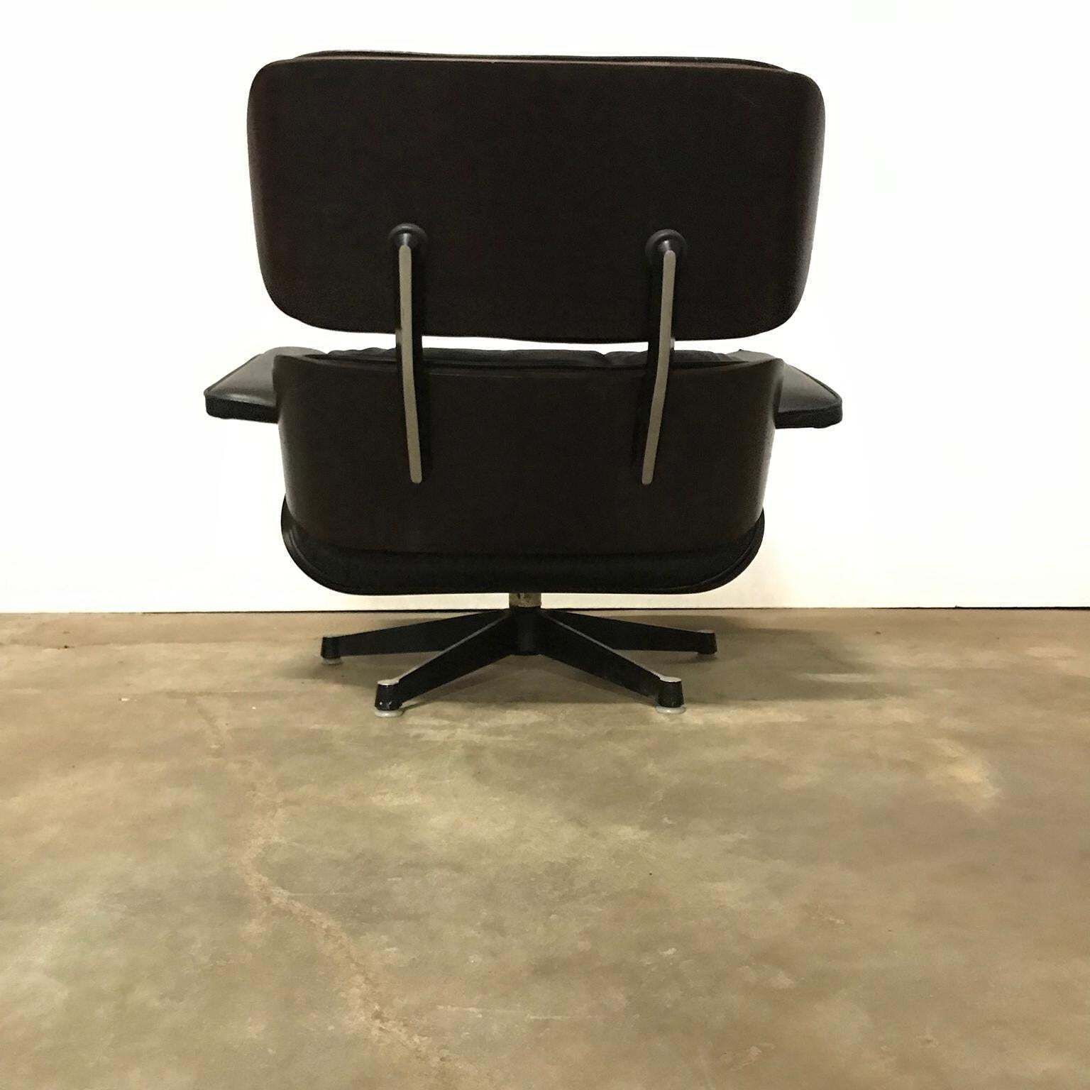 1956, Ray & Charles Eames Lounge Chair, Rare First Edition 1956 In Black Leather photo 8577.0
