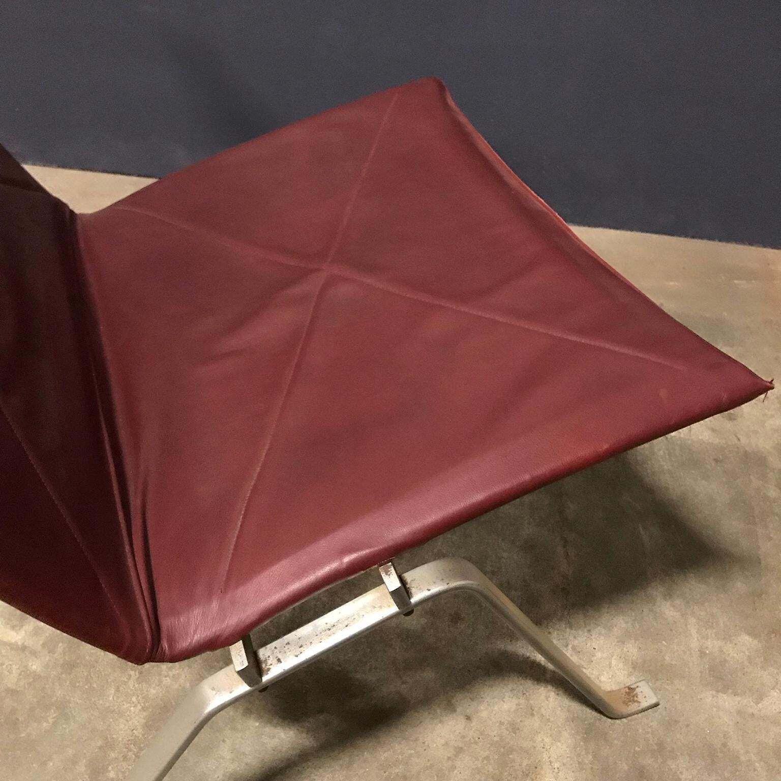 1956, Poul Kjaerholm For E. Kold Christensen, Pk22 Lounge Chair In Red Leather photo vintage