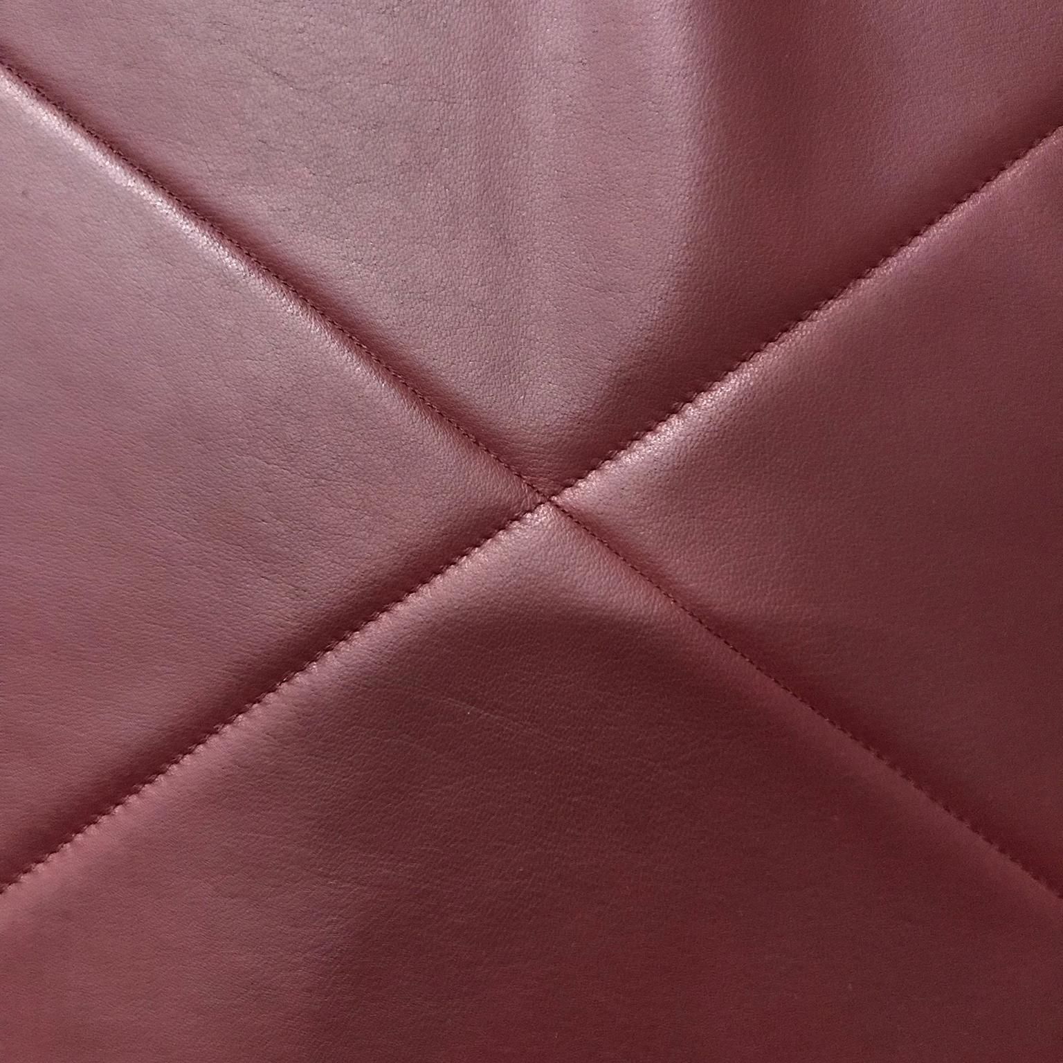 2959.0 1956, Poul Kjaerholm For E. Kold Christensen, Pk22 Lounge Chair In Red Leather photo