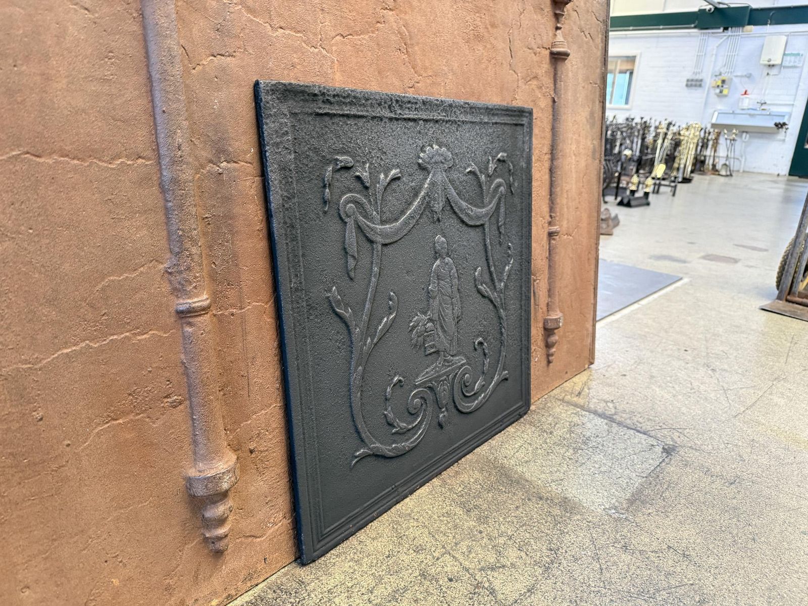 photo vinterior 19th Century French Napoleon III Period Fireback / Backsplash