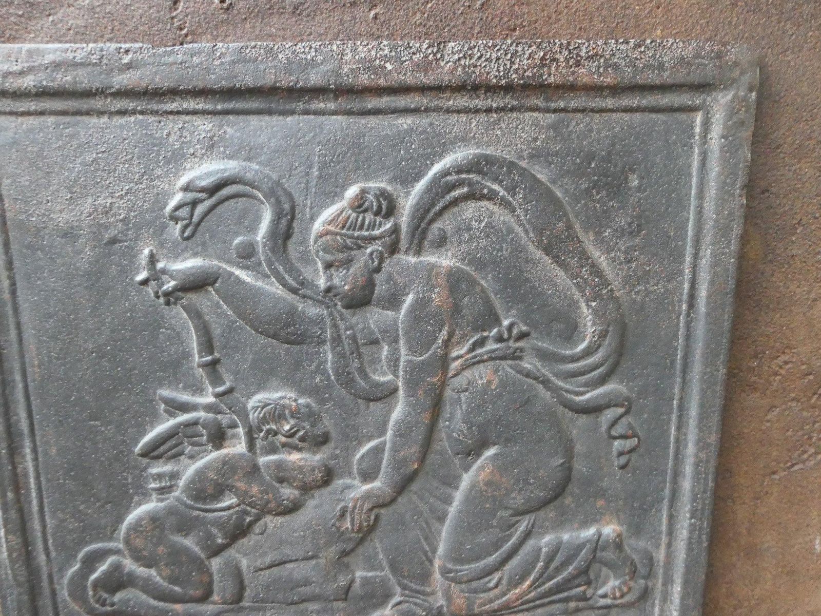 Small French Napoleon III Period 'Diana' Fireback / Backsplash, 19th Century photo vinterior