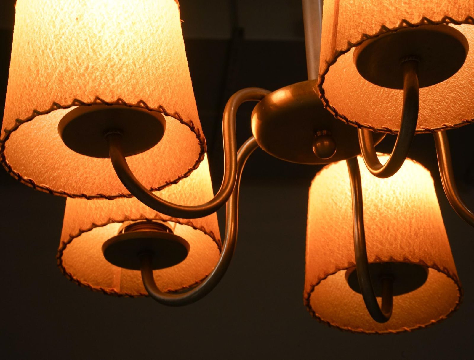 Pendant Model 1418, Paavo Tynell, Taito Oy, 1930/1940s photo vinterior