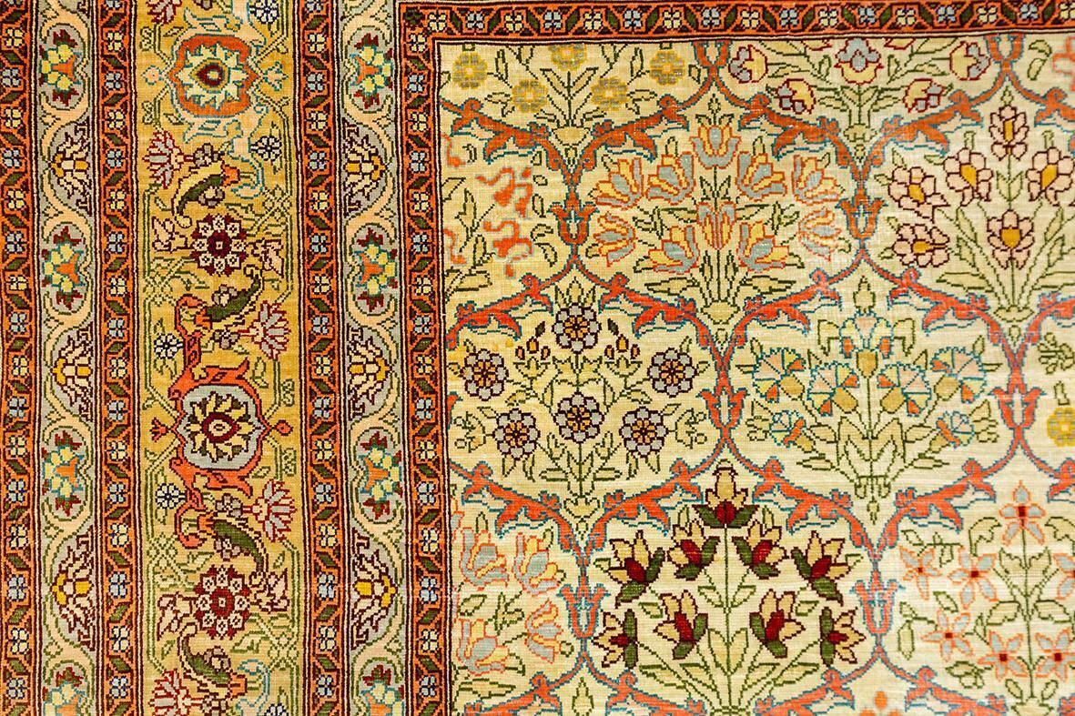 Hereke Rug Silk photo vintage