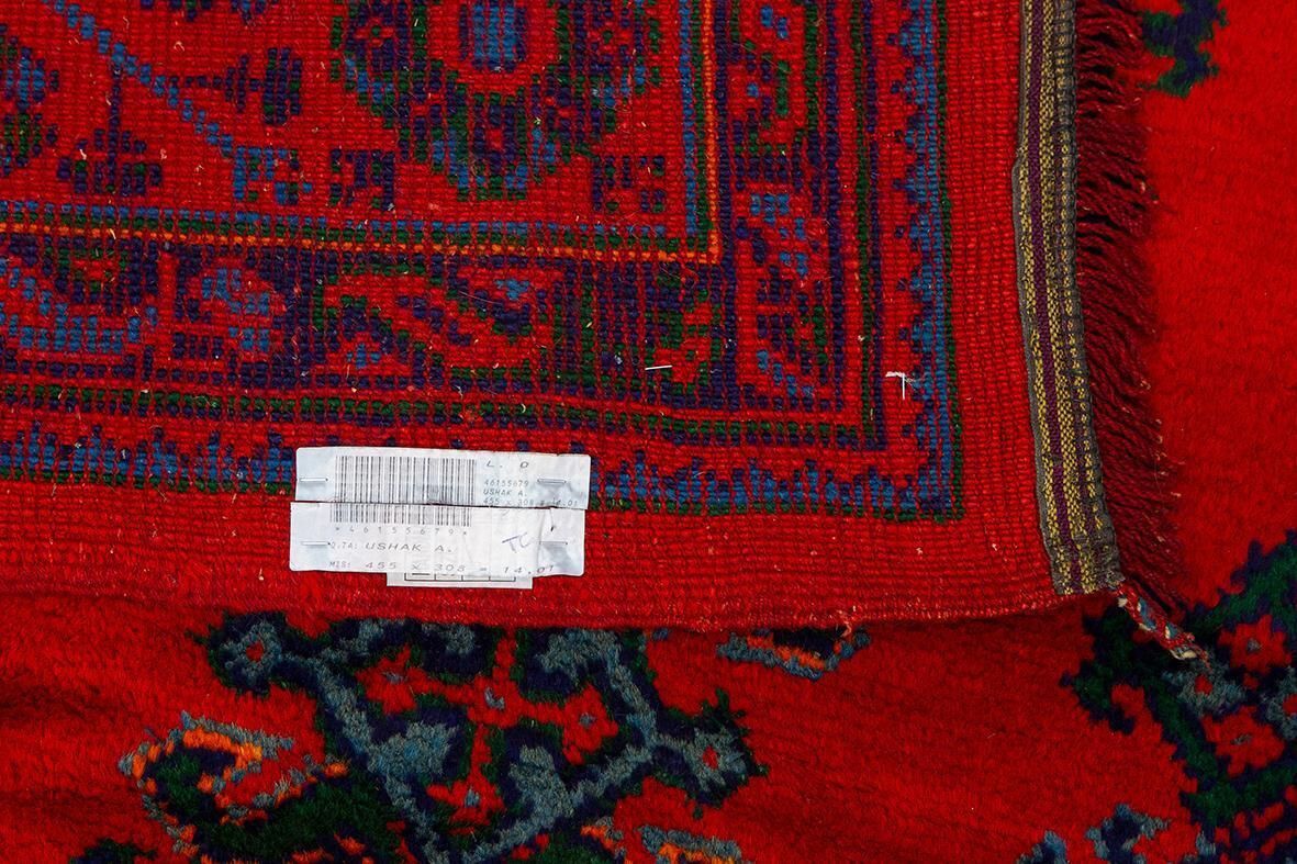 Textiles Oushak Rug Red Field photo