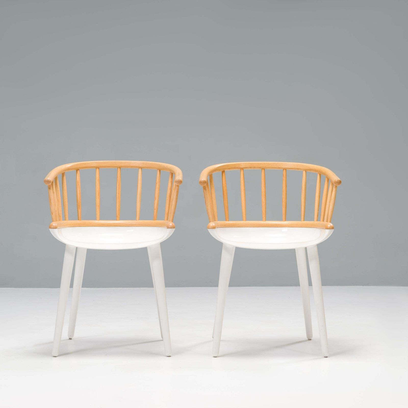 208.0 Magis White & Natural Ash Cyborg Stick Dining Chair photo