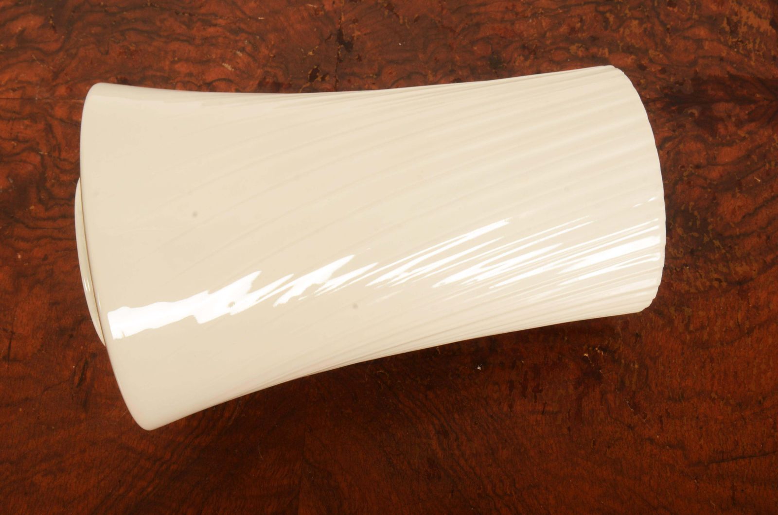 Kpm Berlin White Porcelain Vase Narzisse Designed By Siegmund Schütz photo vinterior