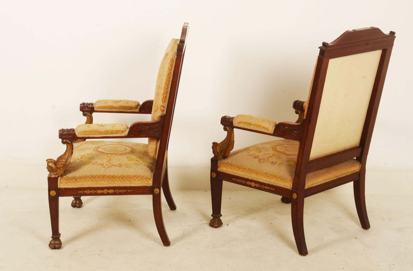 photo furniture Paar Franse Empire-stijl fauteuils