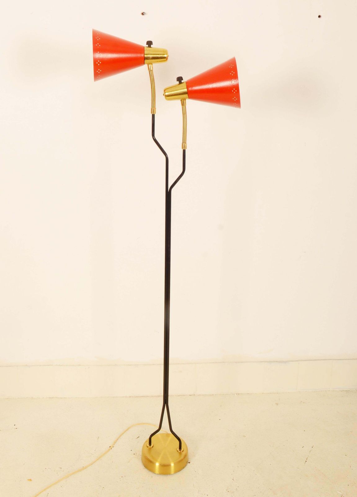 Bloor Lamp Brass/Lacquered Metal By Eskilstuna Elektro Fabriks Ab photo vintage