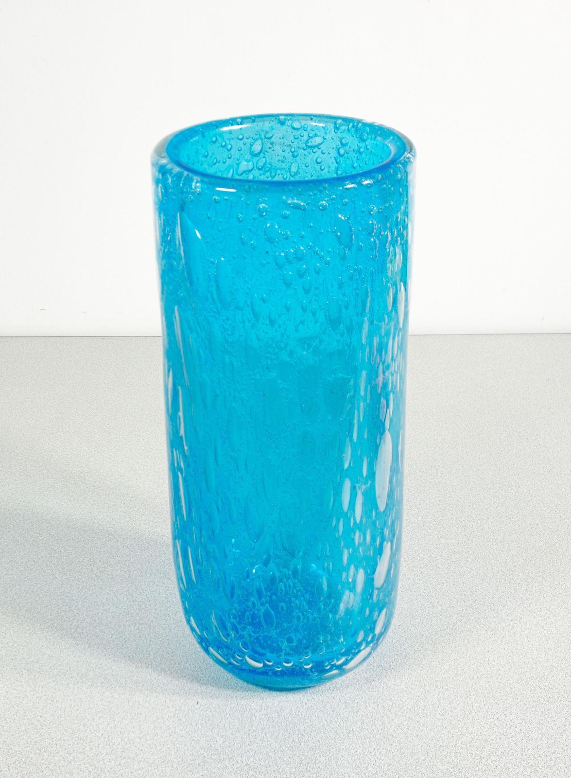 Bullicant Blown Glass Vase Signed Alessandro Barbaro. Murano photo vinterior