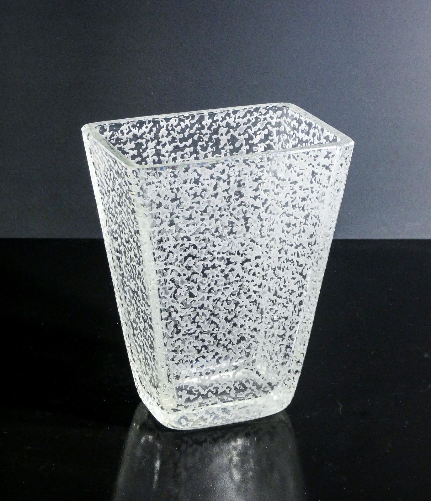 Etched Glass Vase Design Conterie & Cristallerie Murano. Anni 60 photo furniture
