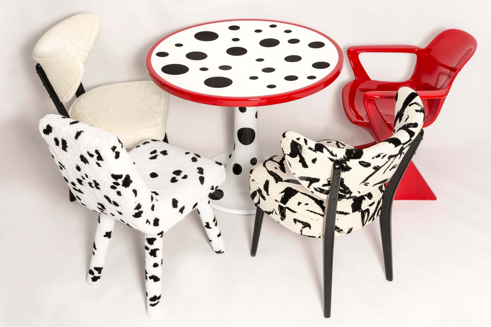 photo vintage Mid Century Cruella Dalmatian Kangaroo Table, By Ernst Moeckl, Germany, 1968