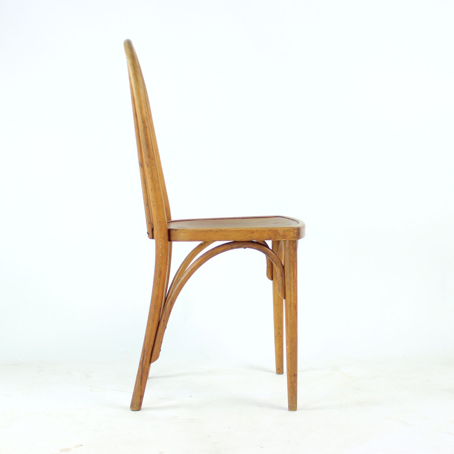 Furniture Vintage Thonet Bentwood Oak Chair With Original Label, Czechoslovakia, 1920s photo