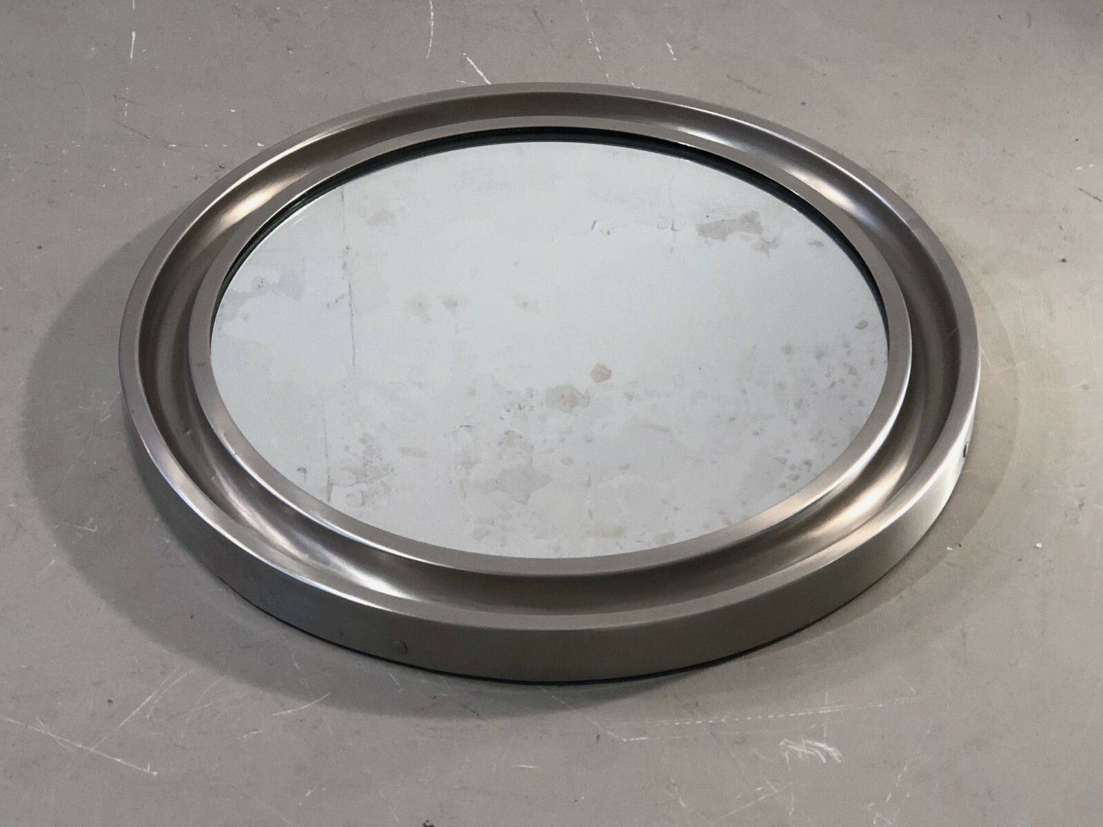 1970 Sergio Mazza Miroir "Narcisso" Artemide Post Modernist Space Age Guzzini photo for sale